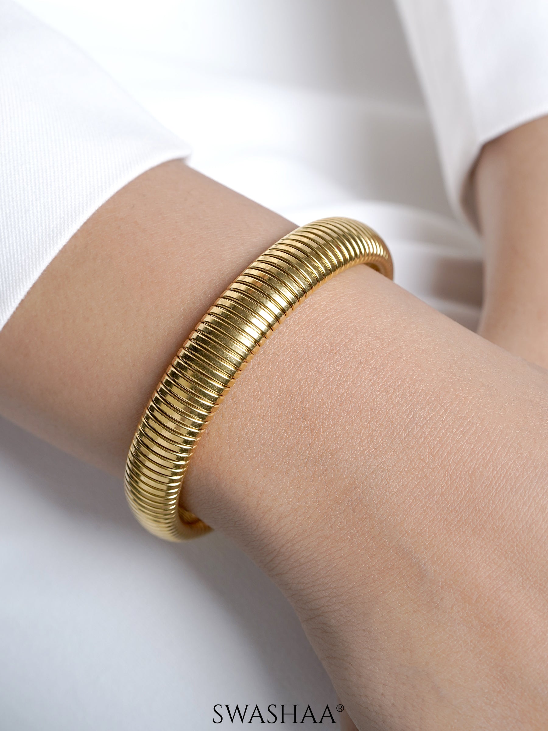 Abby Ribbed Bangle Bracelet