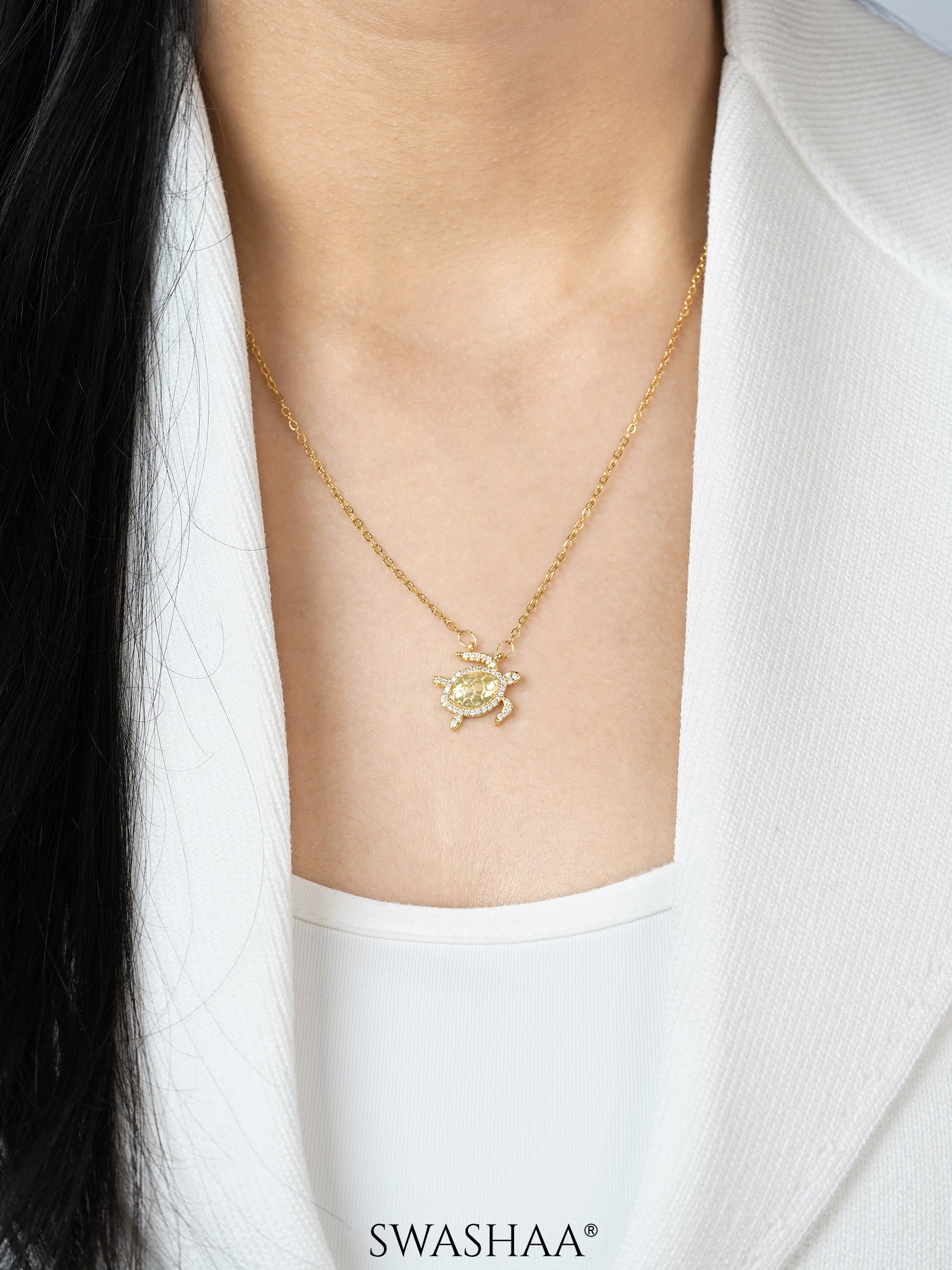 Amara Shell Of Serenity Studded 18K Gold Plated Necklace