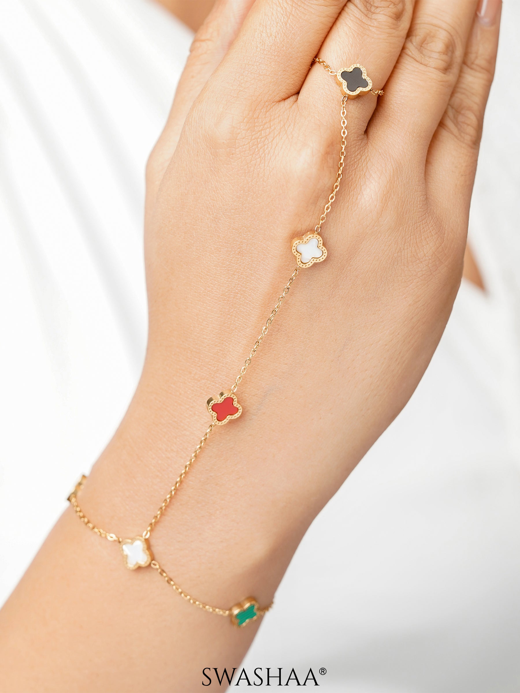 Ariya Dainty Clover 18K Gold Plated Ring Bracelet