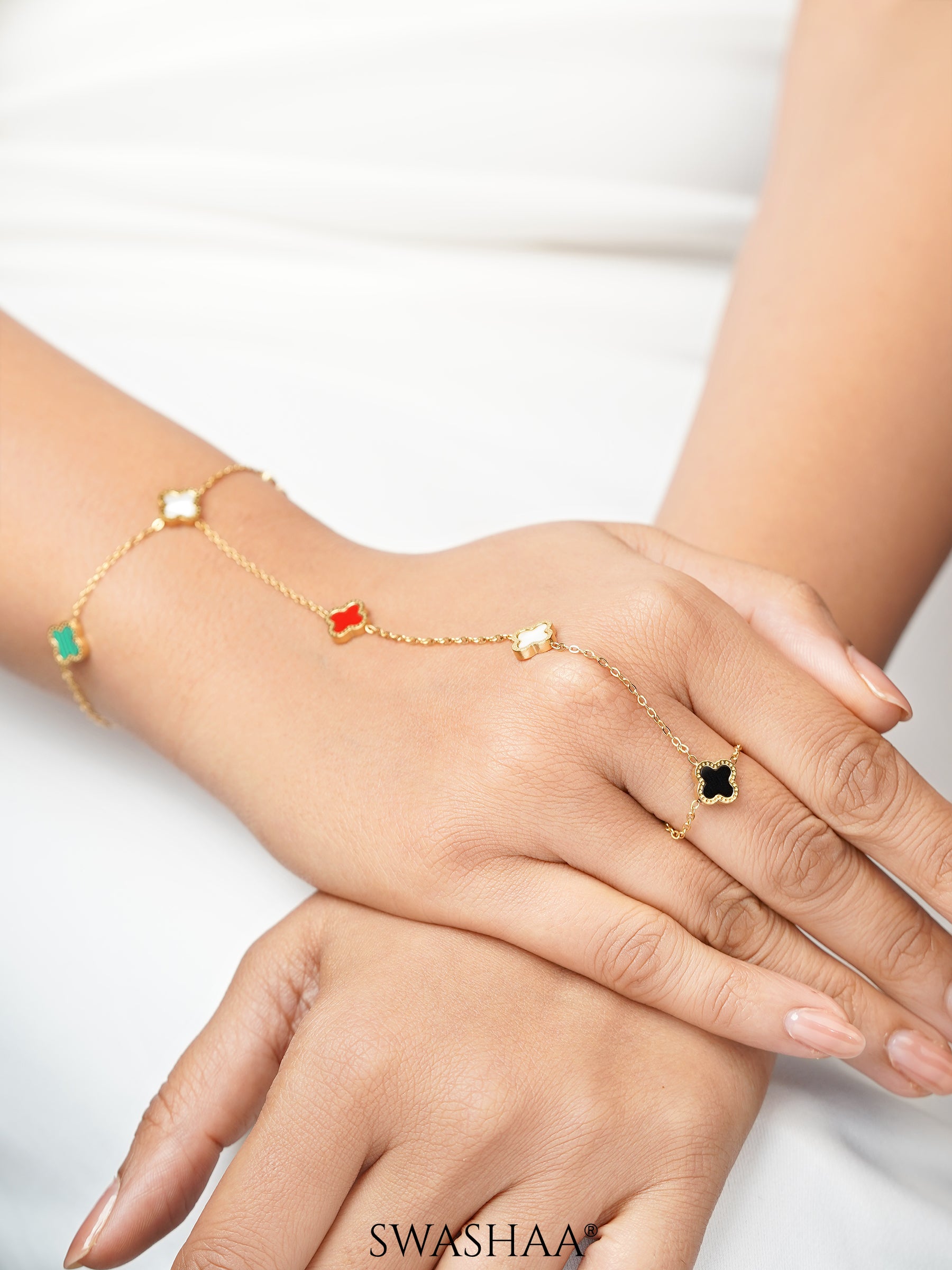 Ariya Dainty Clover 18K Gold Plated Ring Bracelet