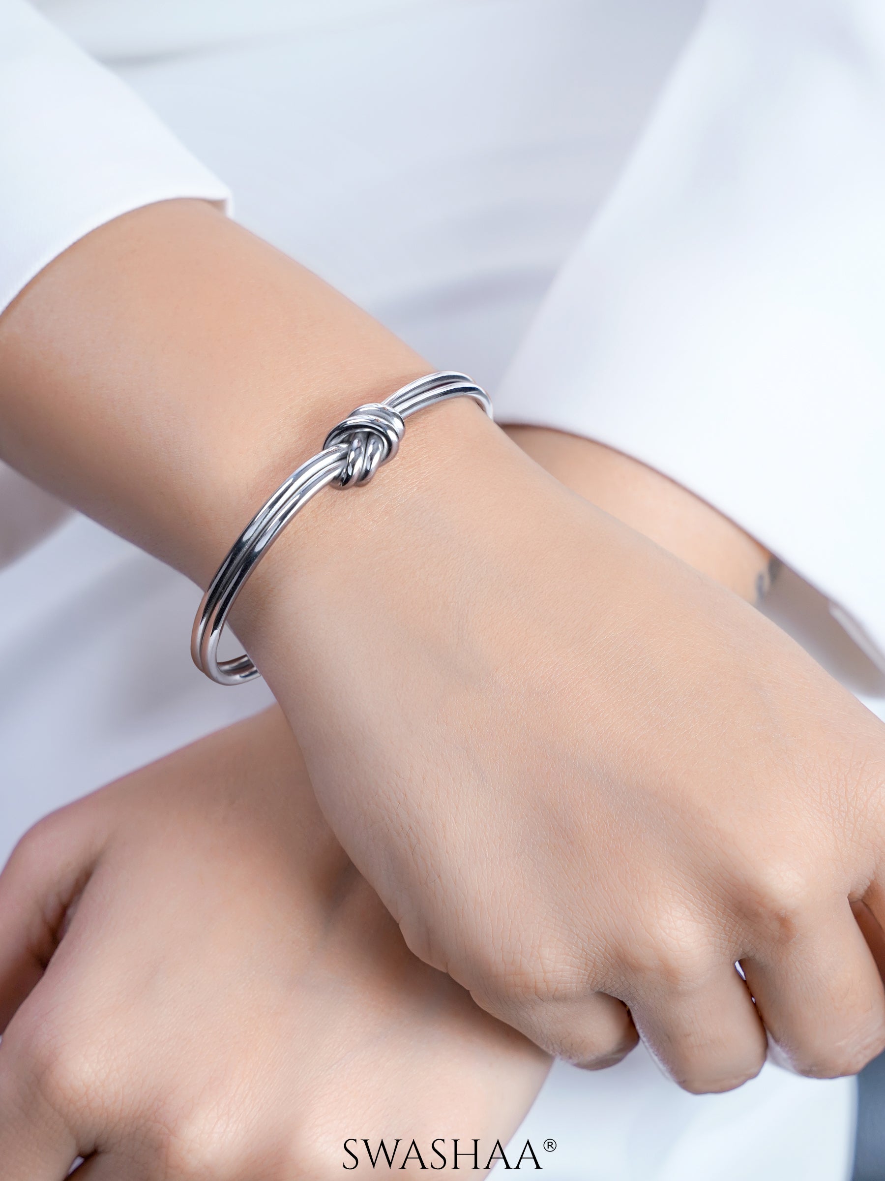 Arlen Knot Cuff Bracelet