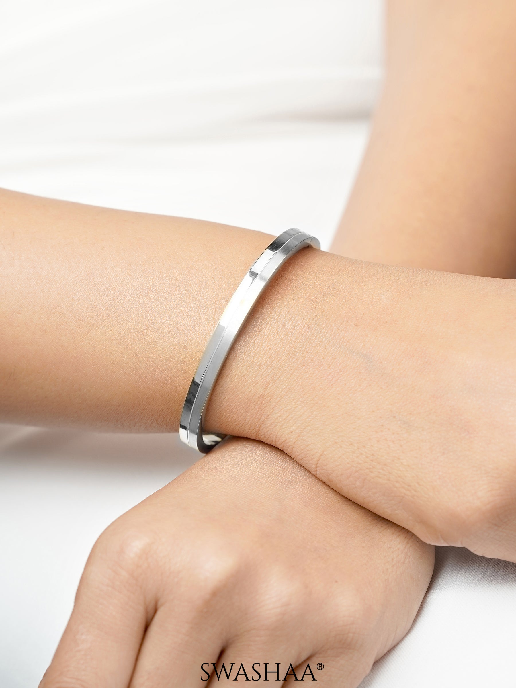 Benjomia Women's Bracelet