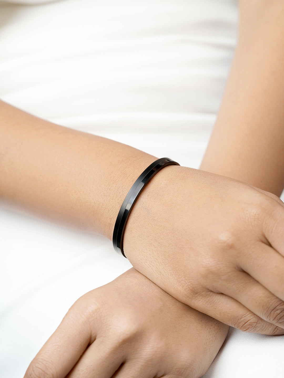 Benjomia Black Women's Bracelet