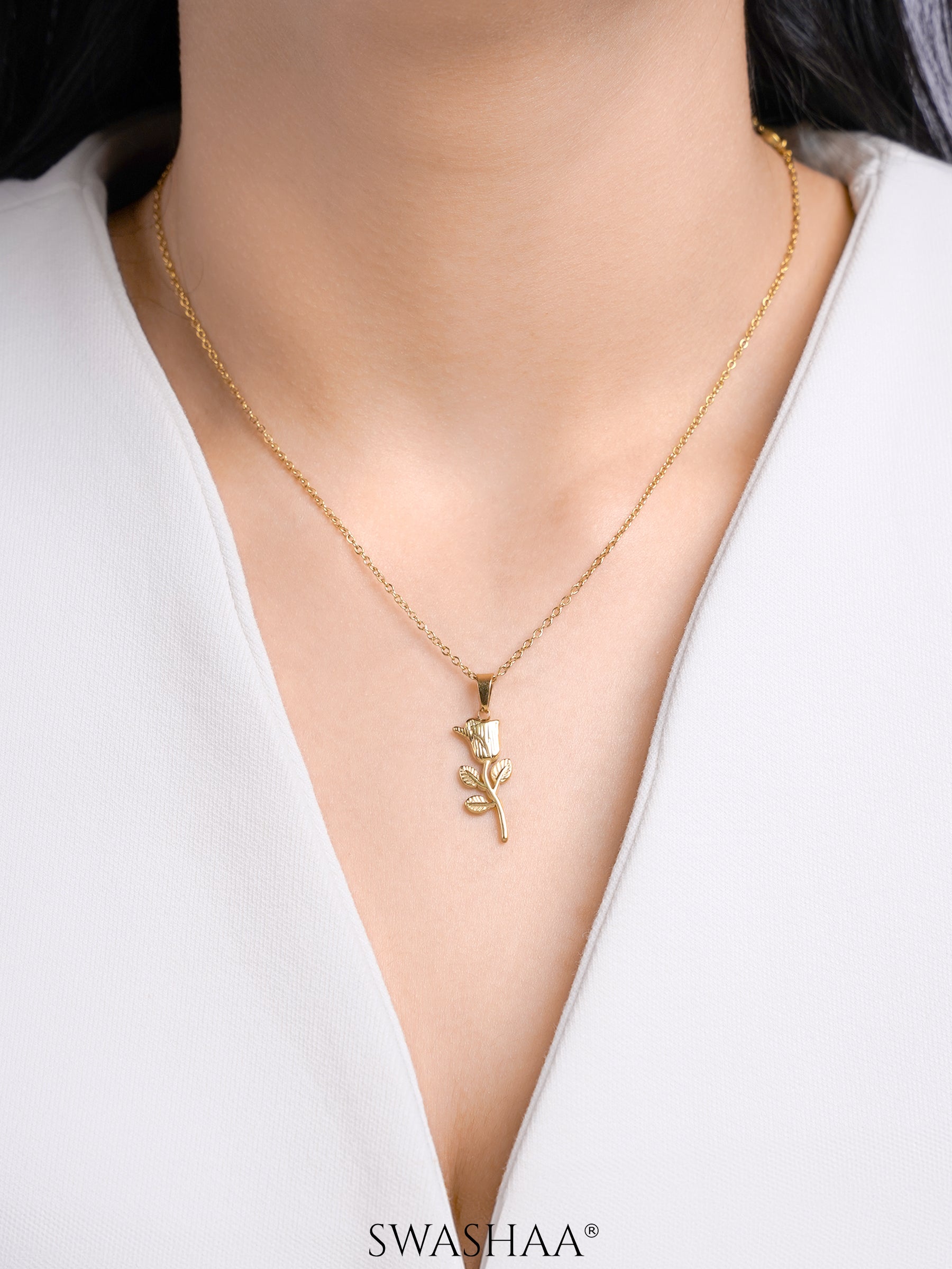 Elina Rose Necklace