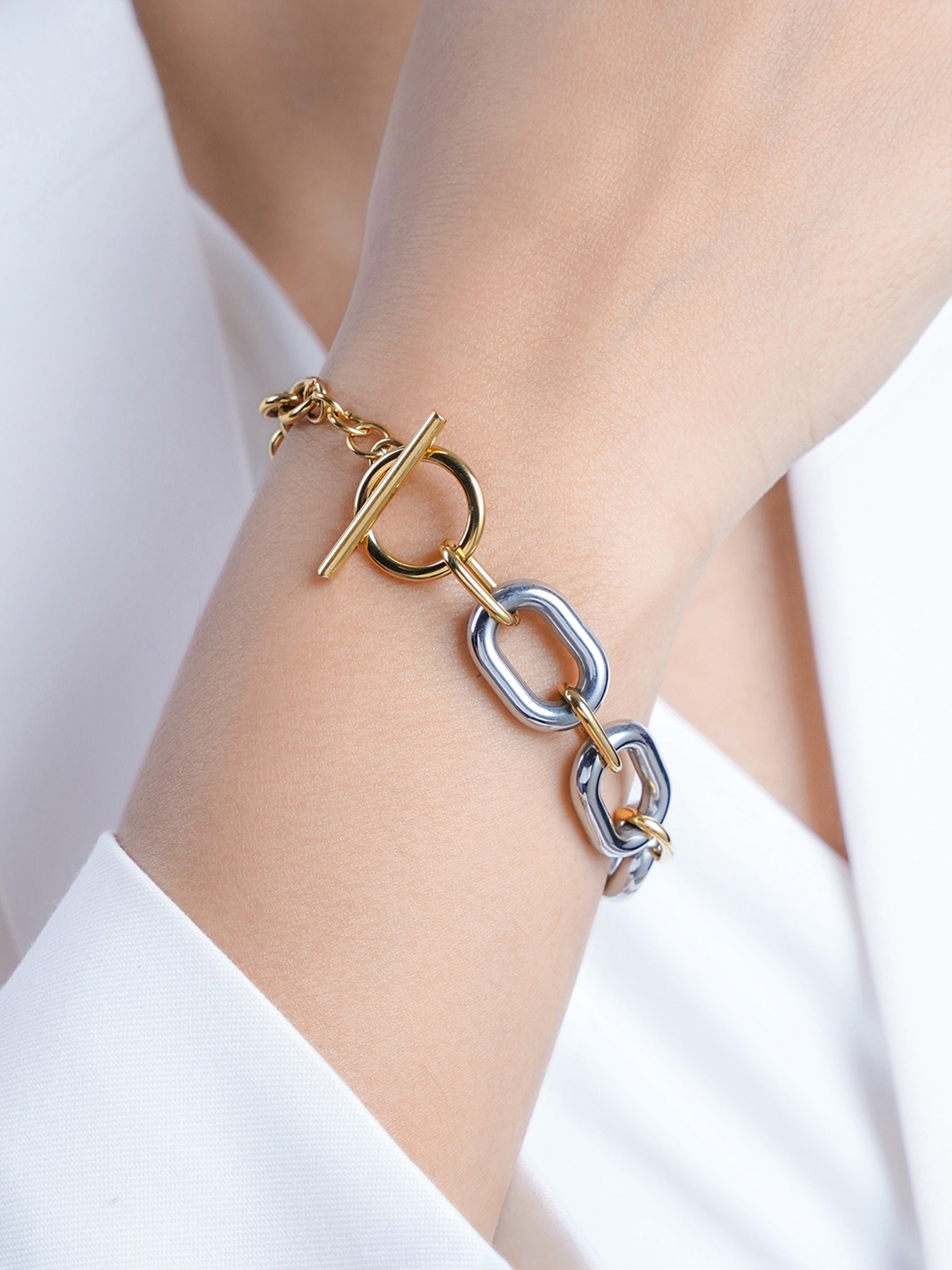 Erien Dual Tone 18K Gold Plated Link Bracelet