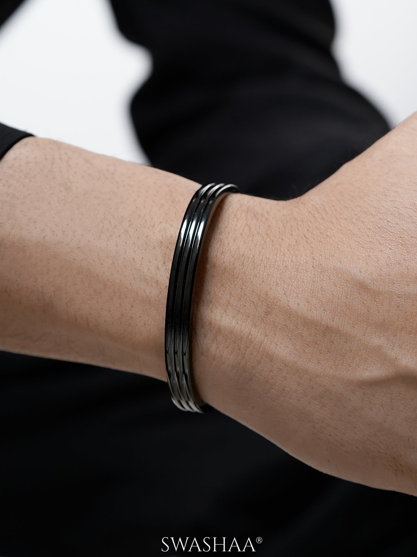 Leo Men's Kada