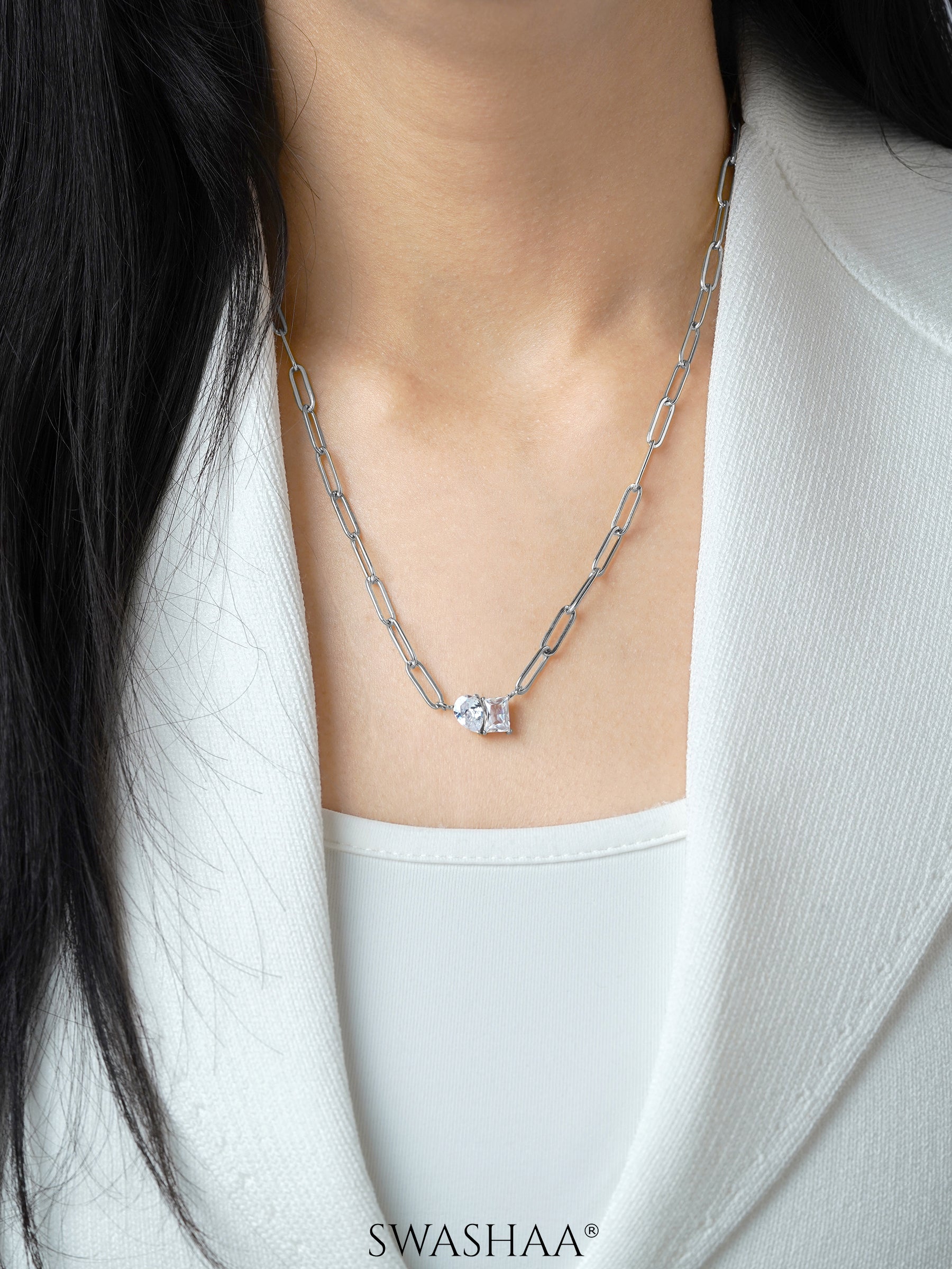 Naila Solitaire Necklace