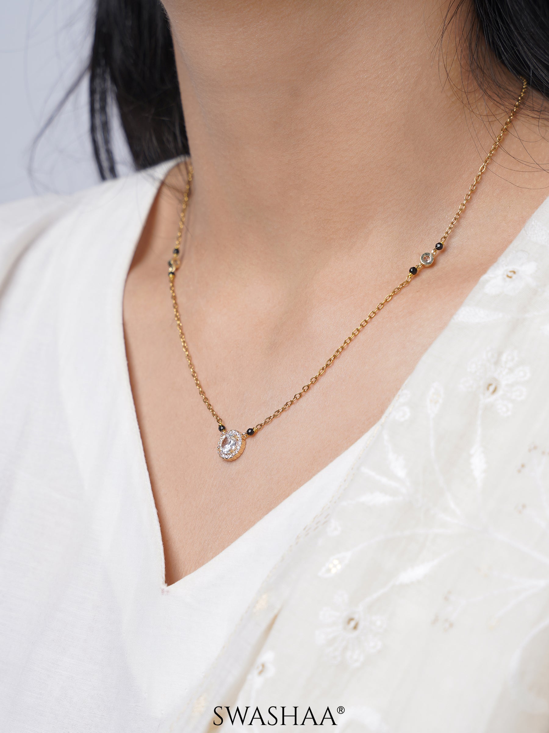 Nyra Solitaire Diamond Mangalsutra