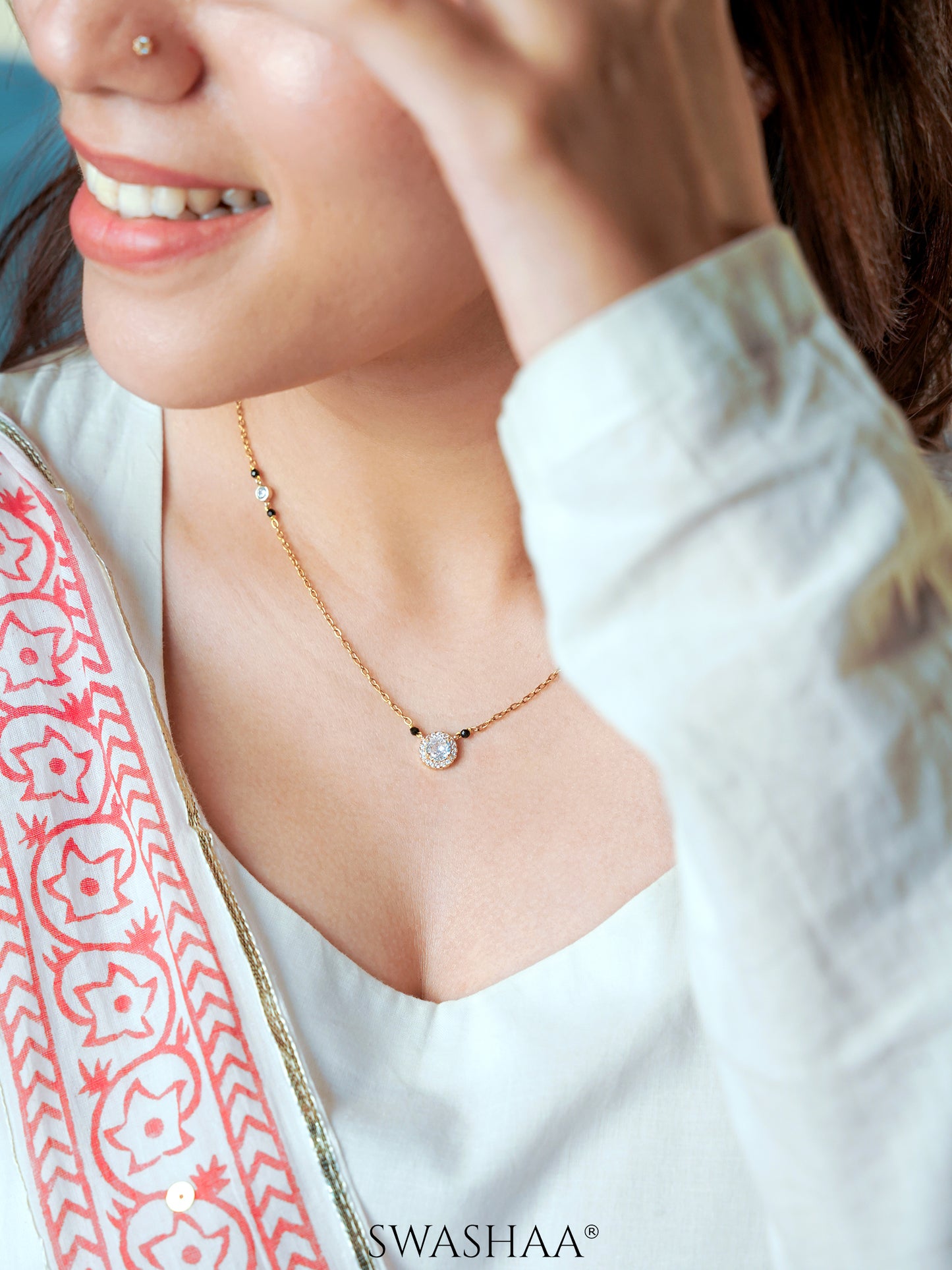 Nyra Solitaire Diamond Mangalsutra