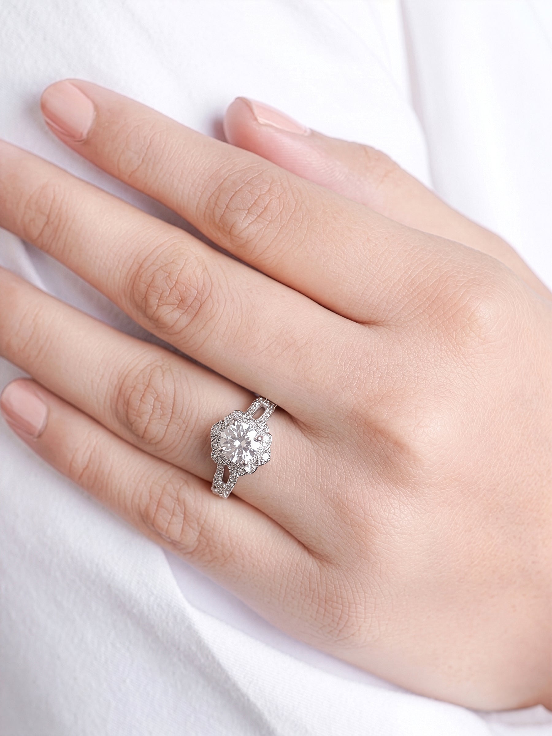 Orlina Solitaire Ring