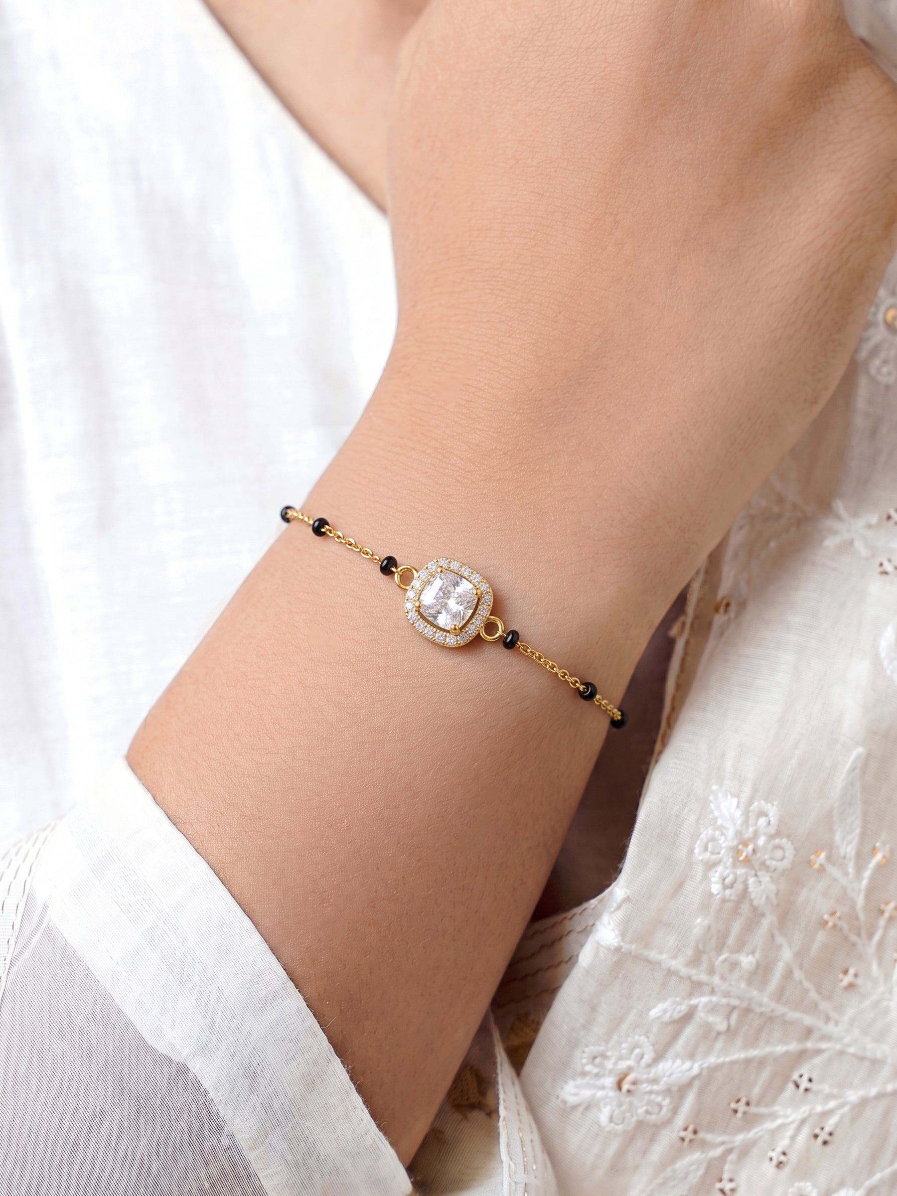 Rashi Solitaire Halo 18K Gold Plated Mangalsutra Bracelet