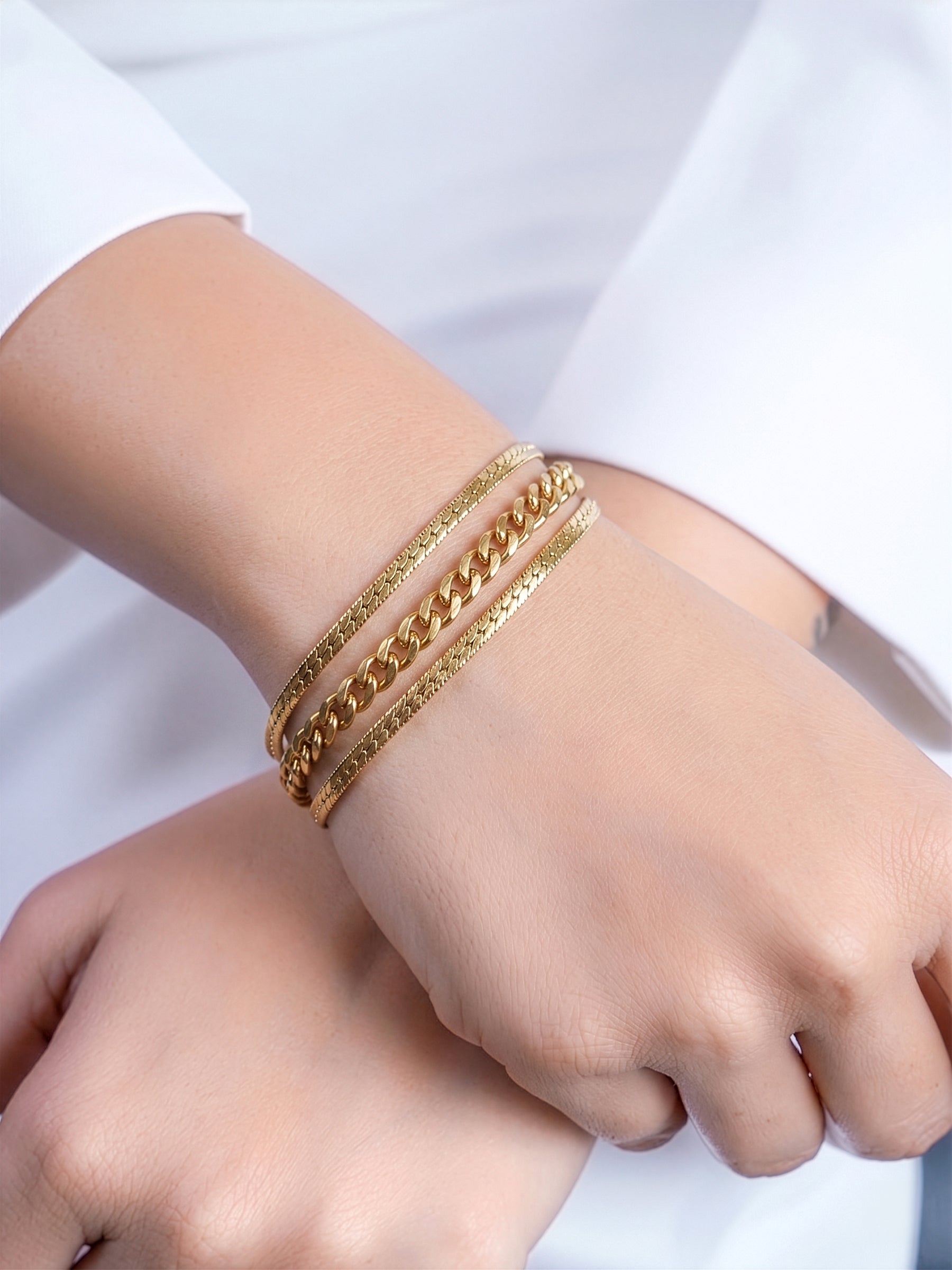 Solviera Link Chain Bracelet