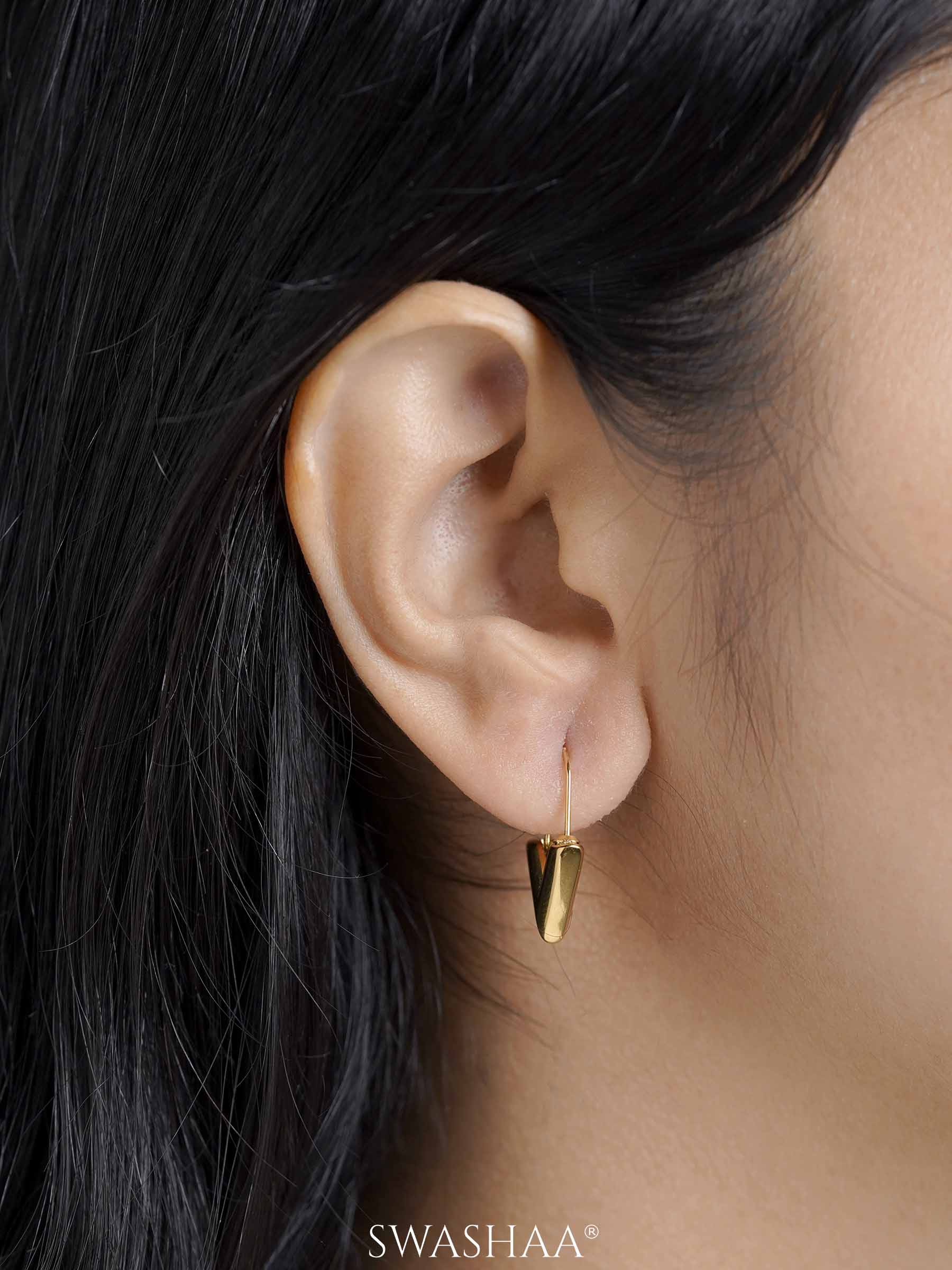 Svara V-Drop Women's Hoop Earrings