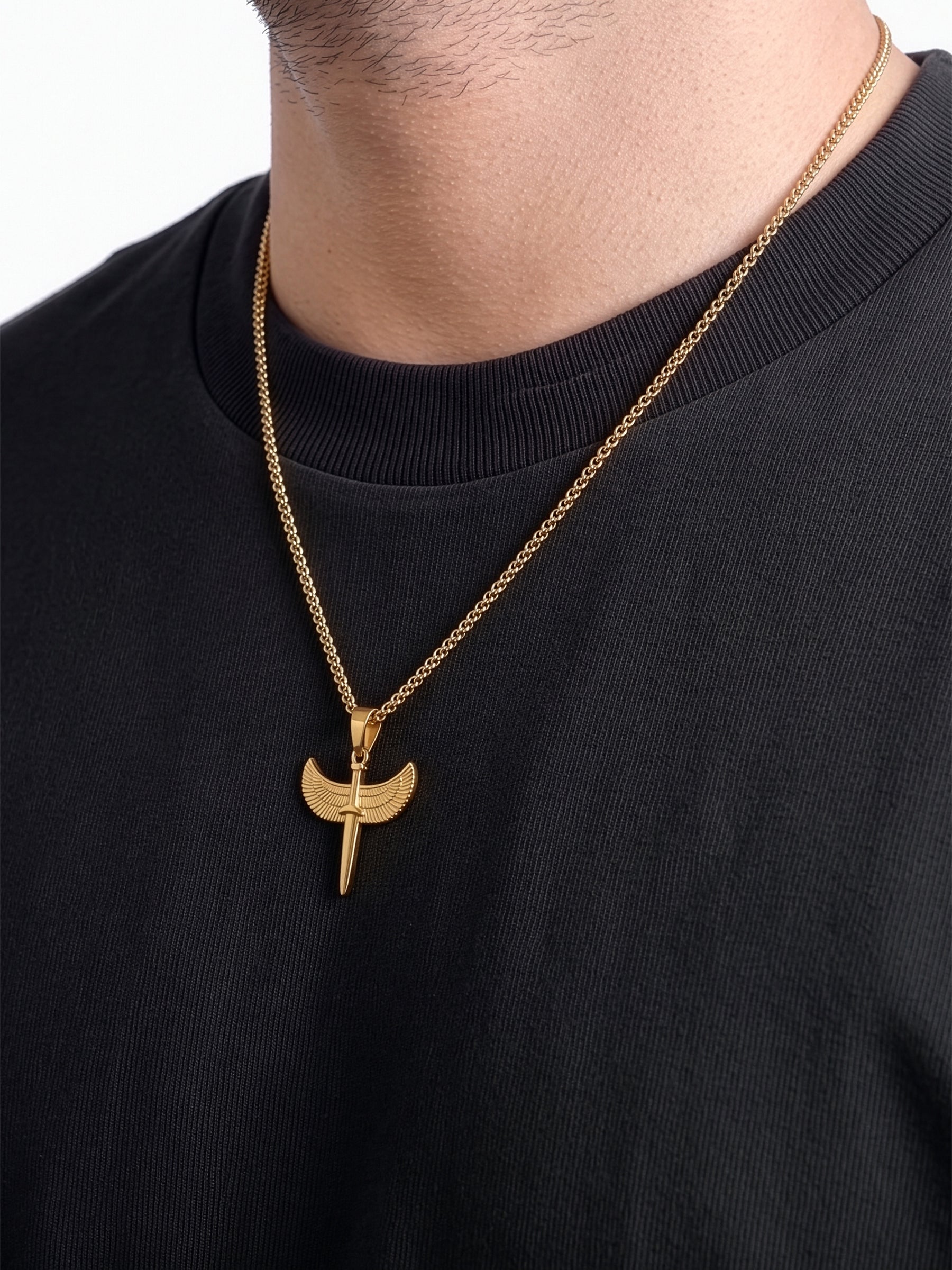 Vaelor Winged Sword 18K Gold Plated Men’s Chain Pendant