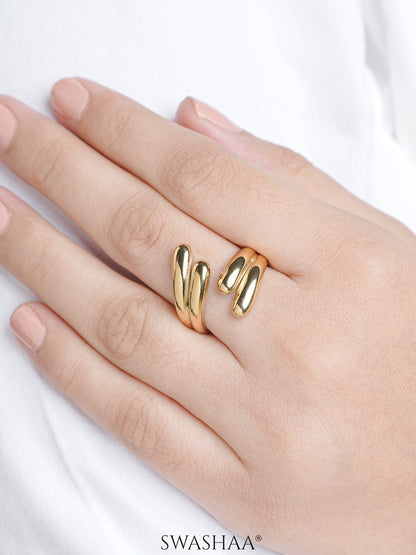 Aella Fluid Wrap Ring
