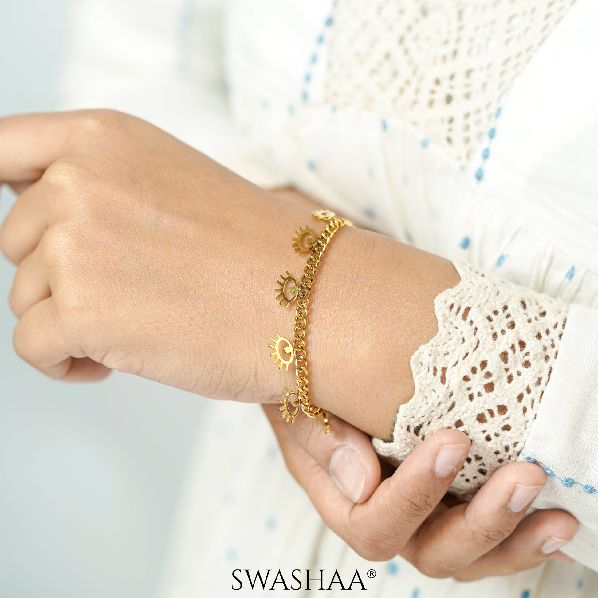 Alia Eye 18K Gold Plated Bracelet Gold