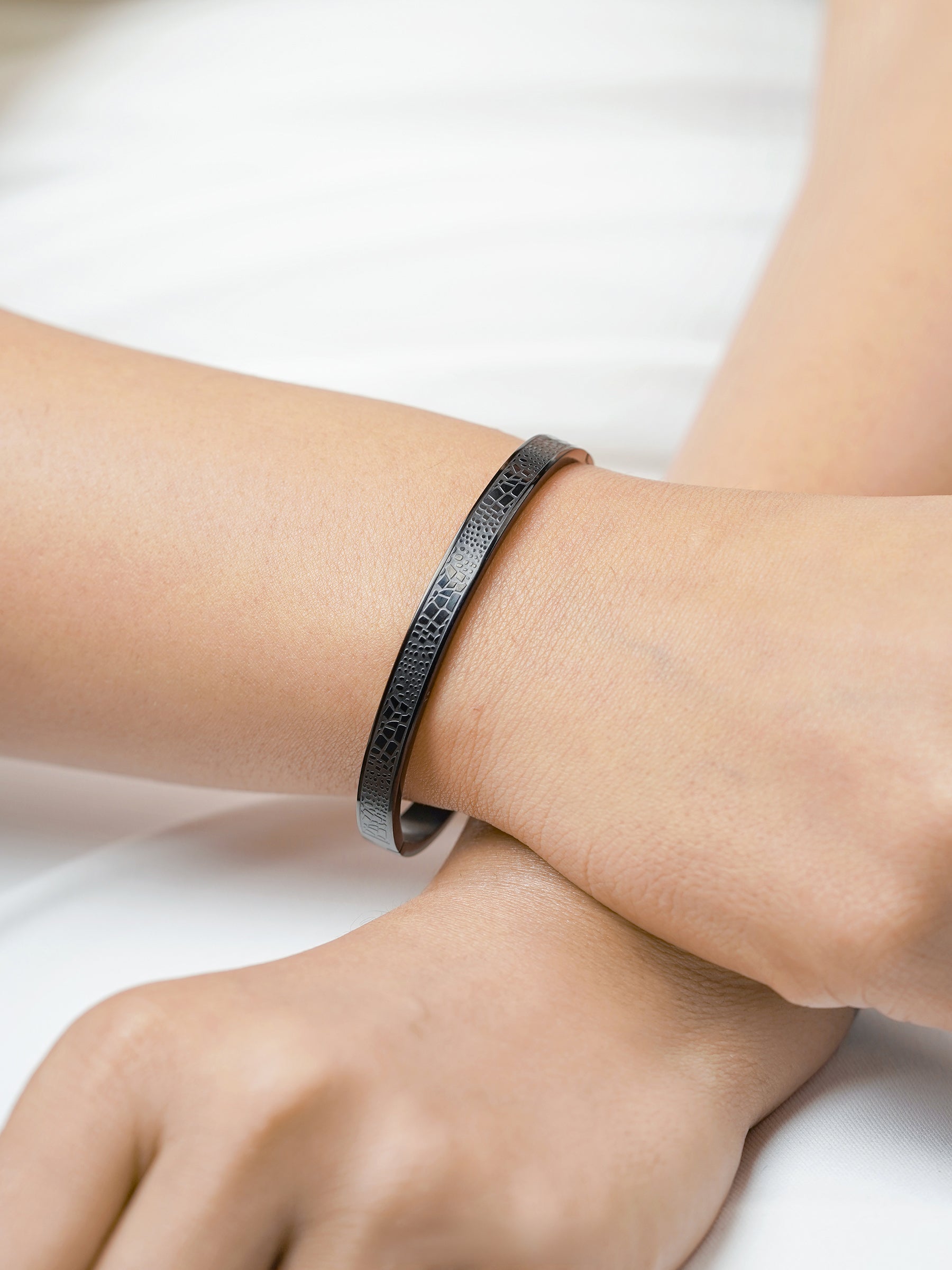 Anthony Black Women's Bracelet