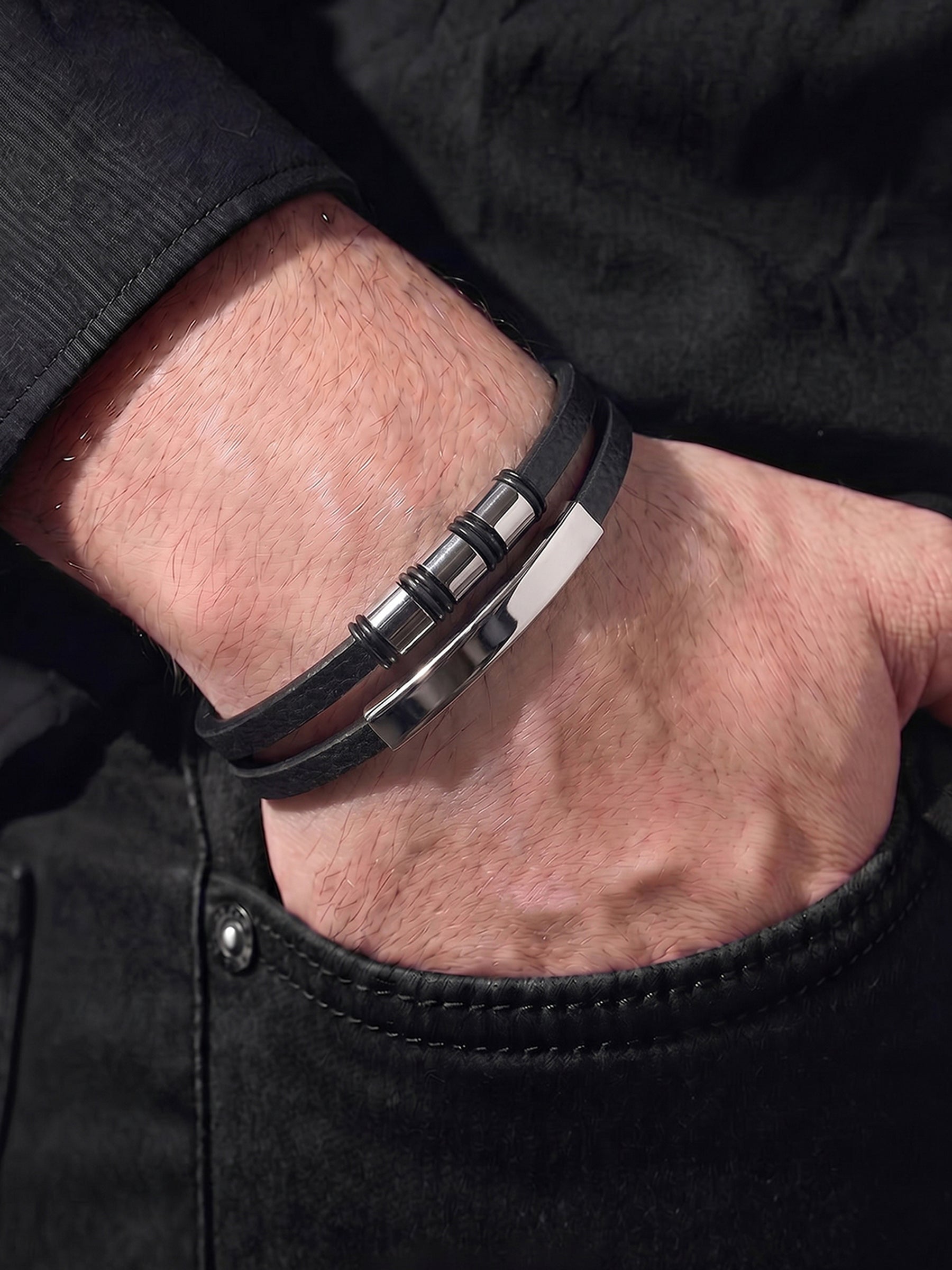 Arelon Men's Leather Bracelet