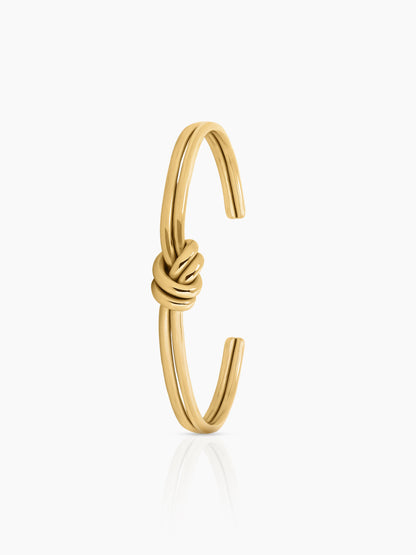 Arlen Knot 18K Gold Plated Cuff Bracelet Gold