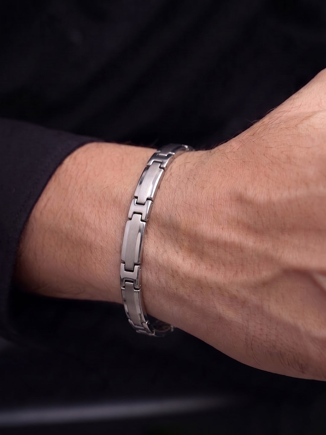 Averik Link Men's Bracelet