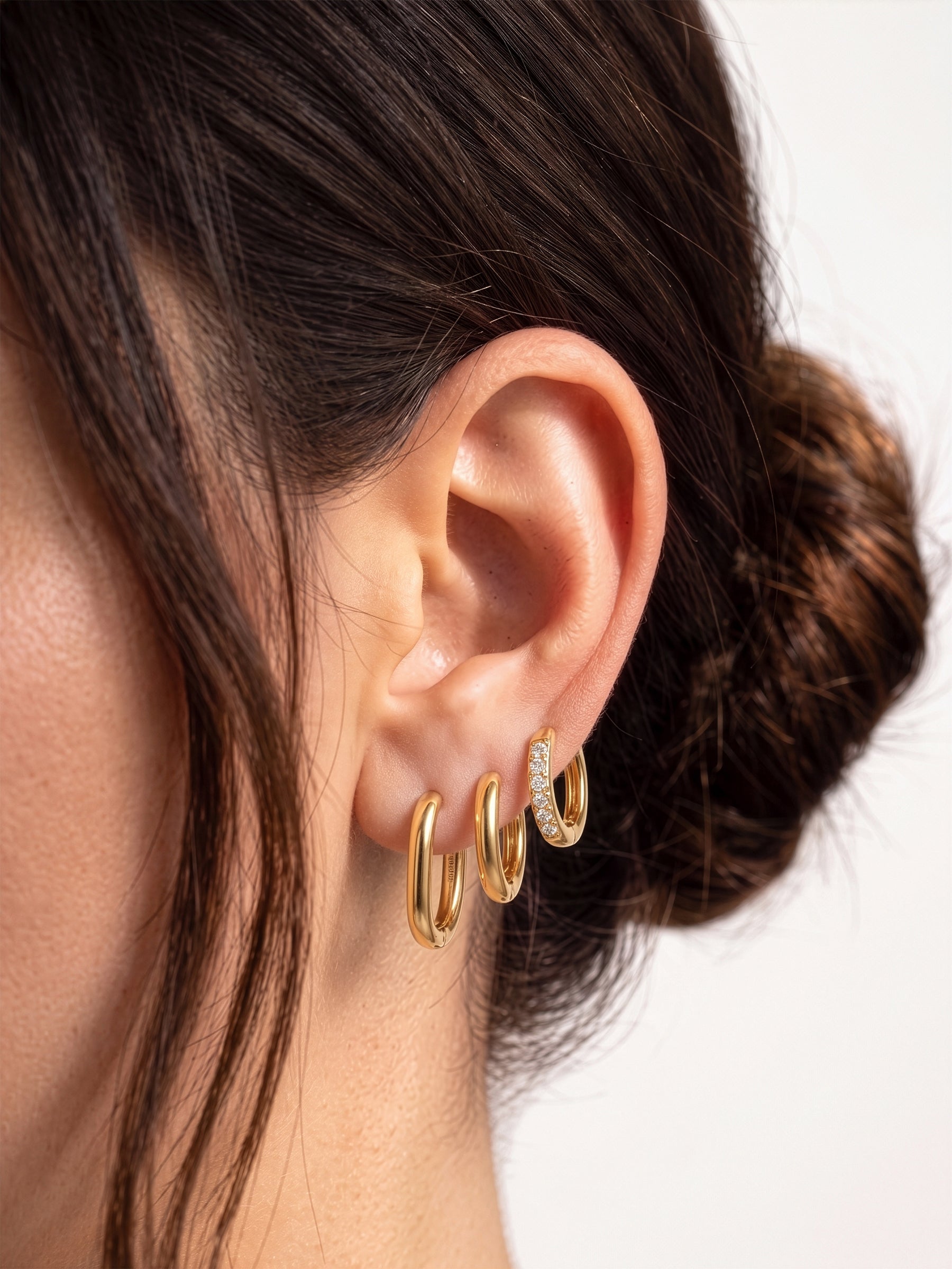 Ayra Women's Hoop Earrings Set