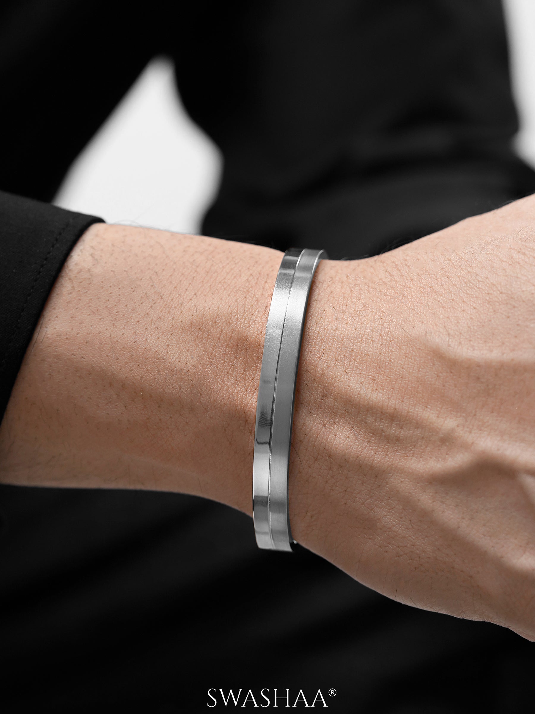 Benjomia Men's Kada