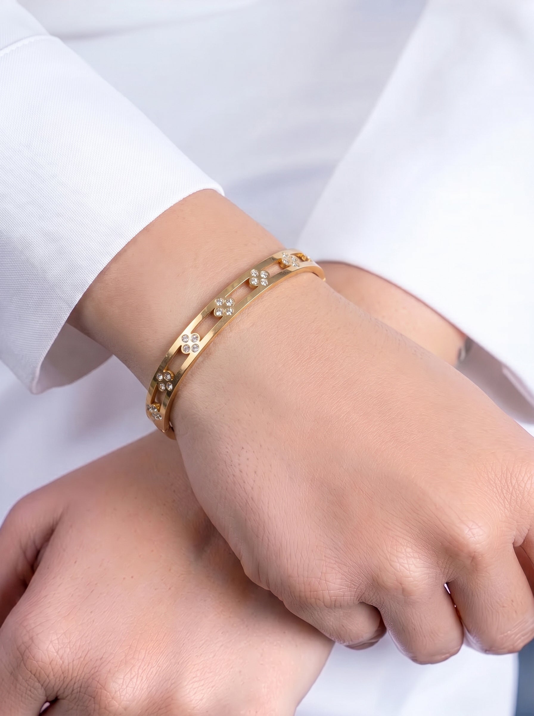 Coralie Diamond 18K Gold Plated Small Wrist Band Bracelet