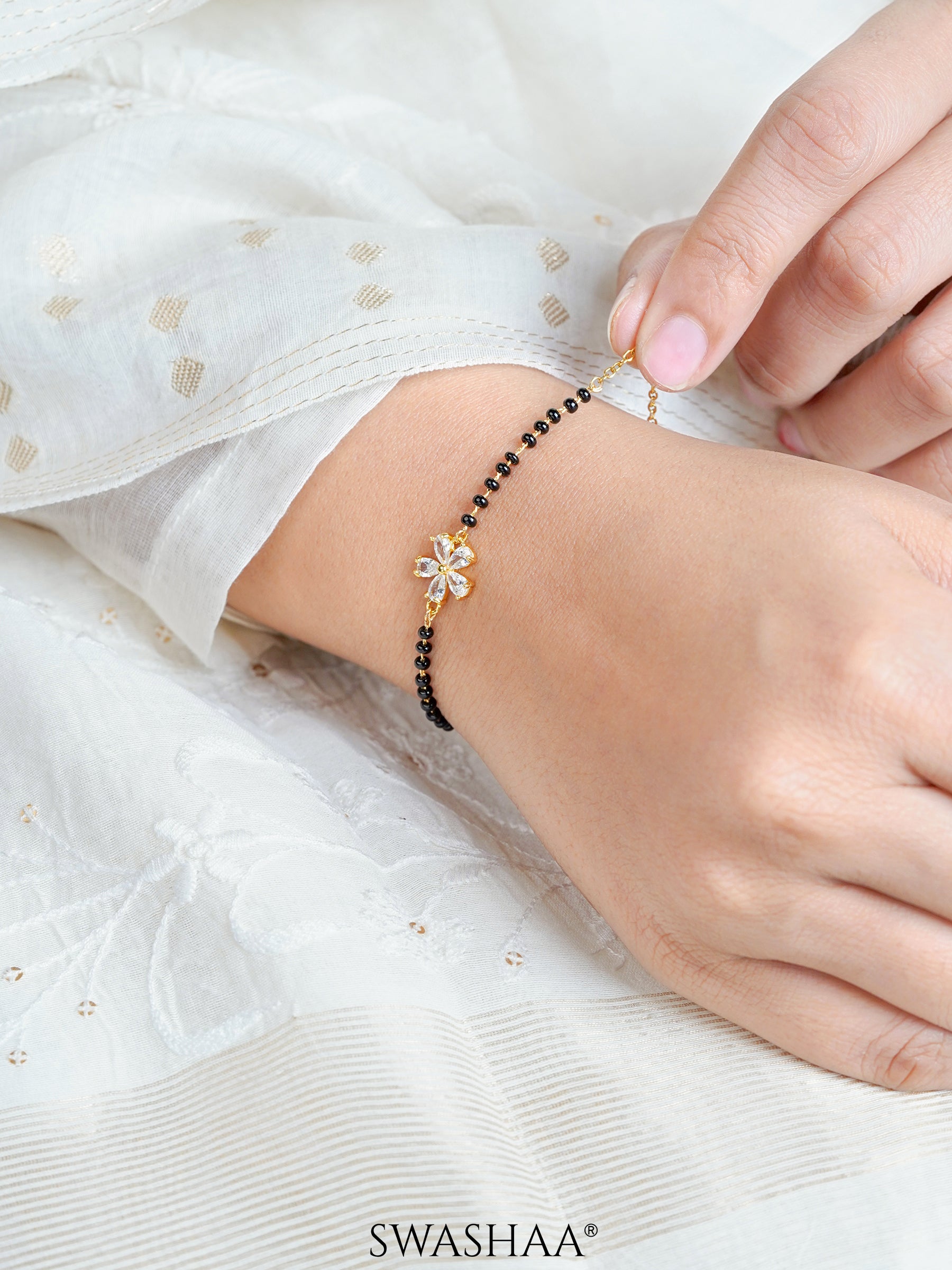 Dayita Floral Diamond Mangalsutra Bracelet
