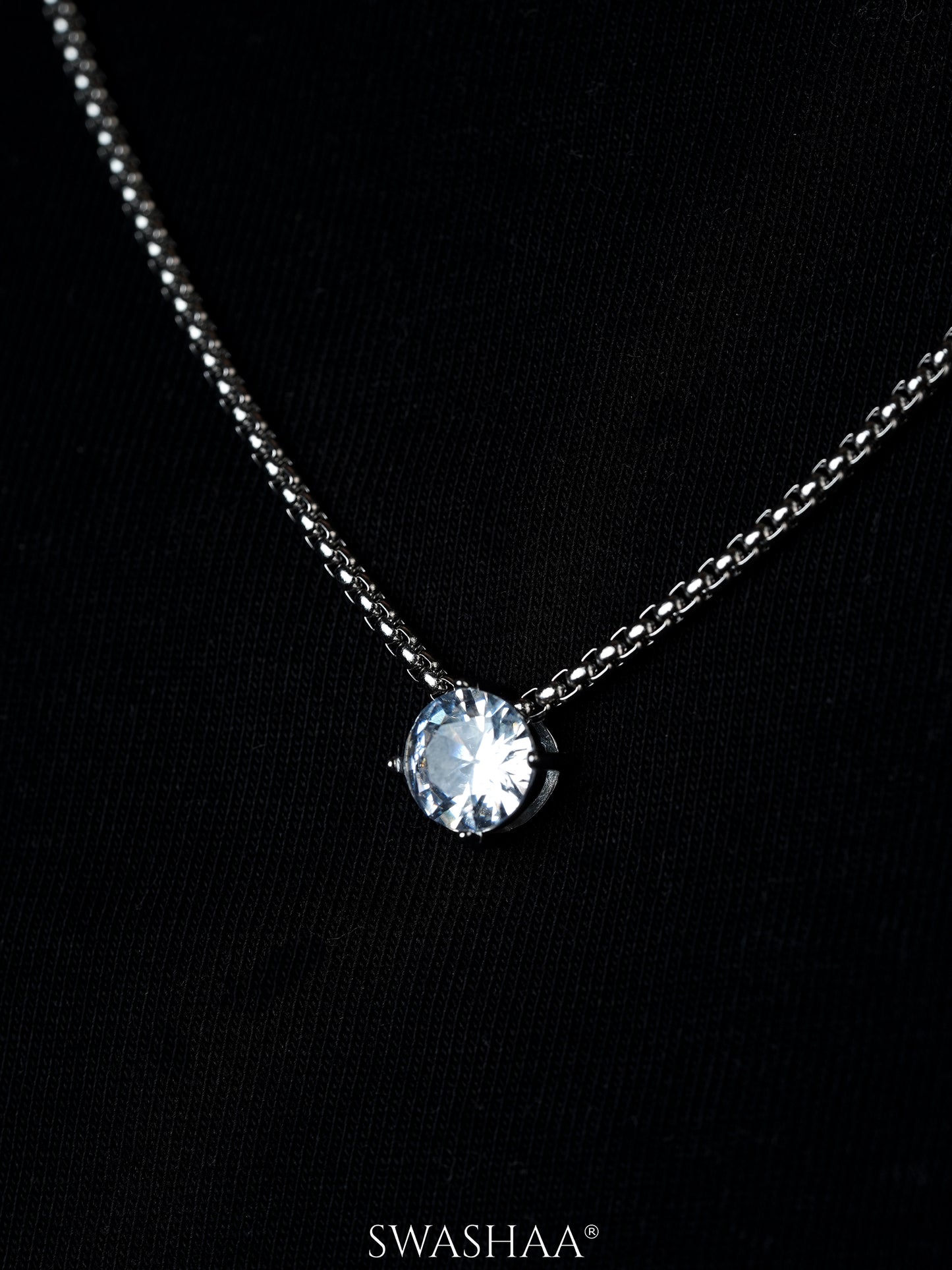 Drevan Solitaire Men's Chain Pendant