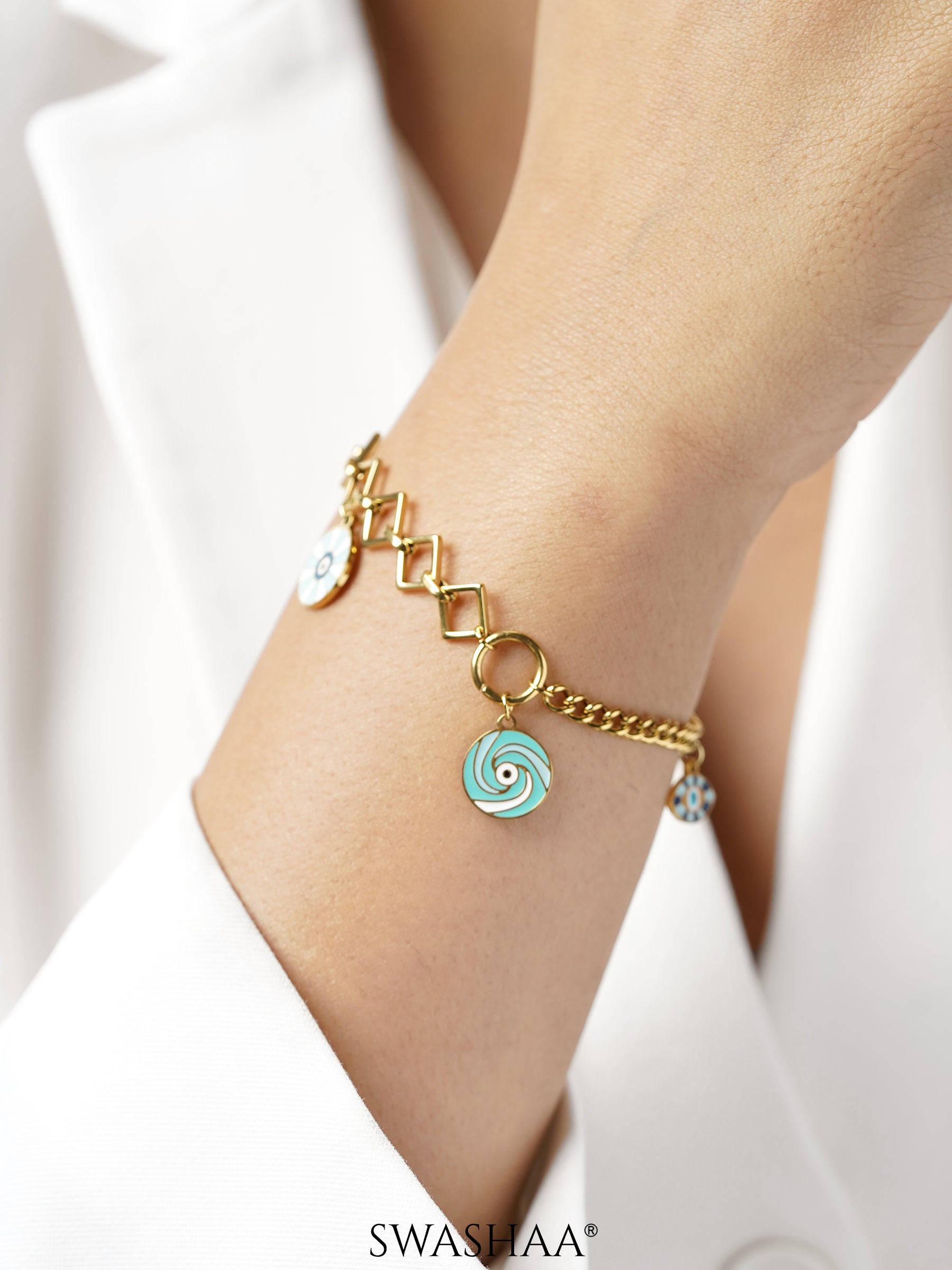 Dwi Eye 18K Gold Plated Bracelet