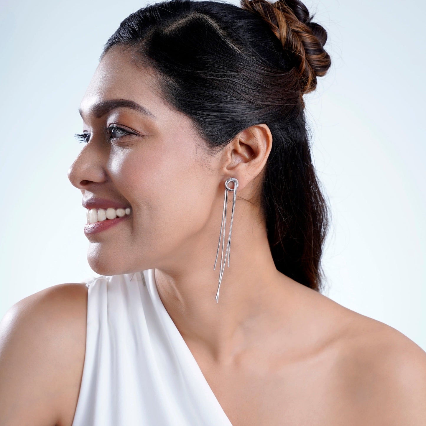 Elsa Thread Earrings Silver