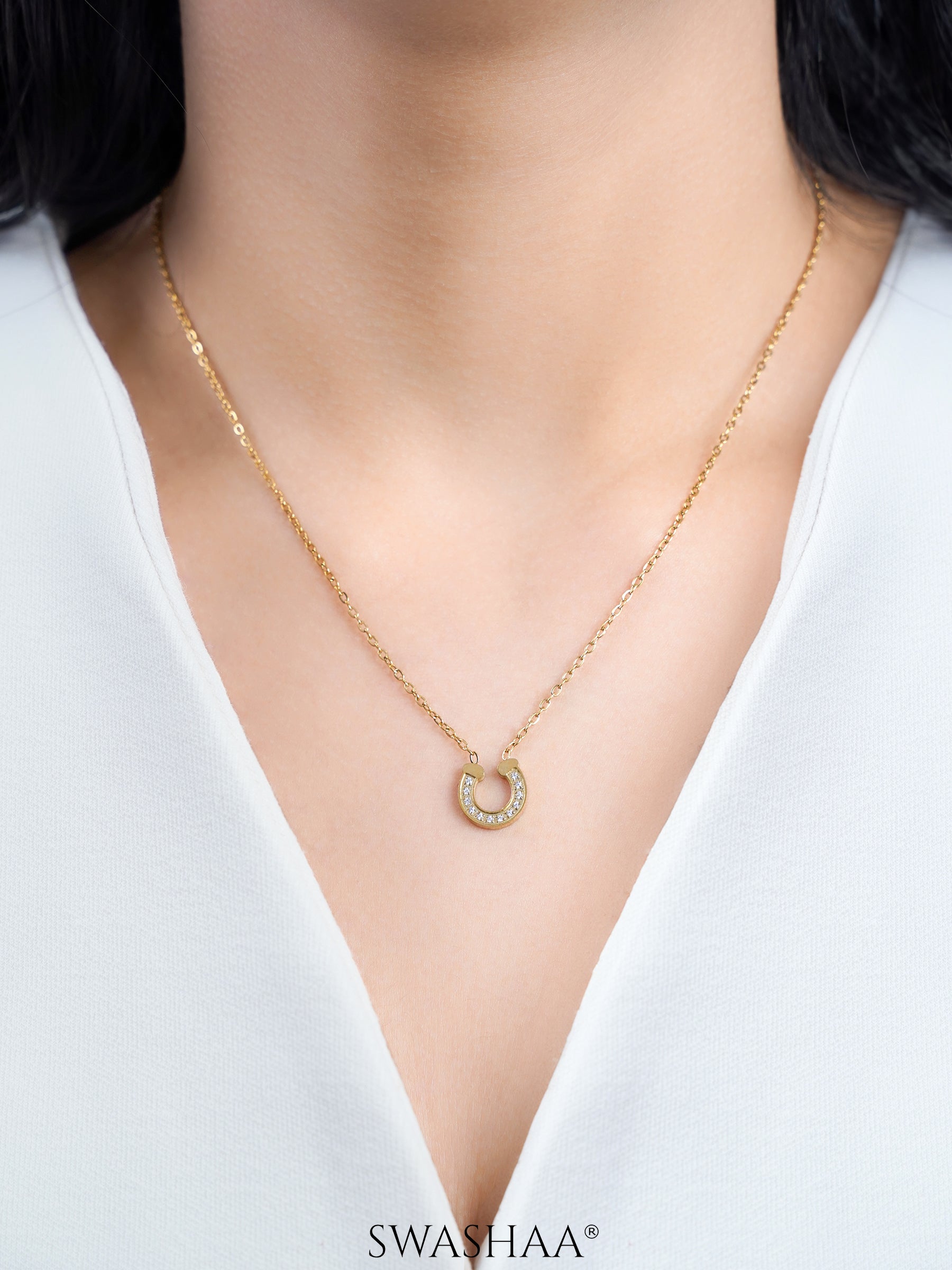 Elari Horseshoe 18K Gold Plated Necklace