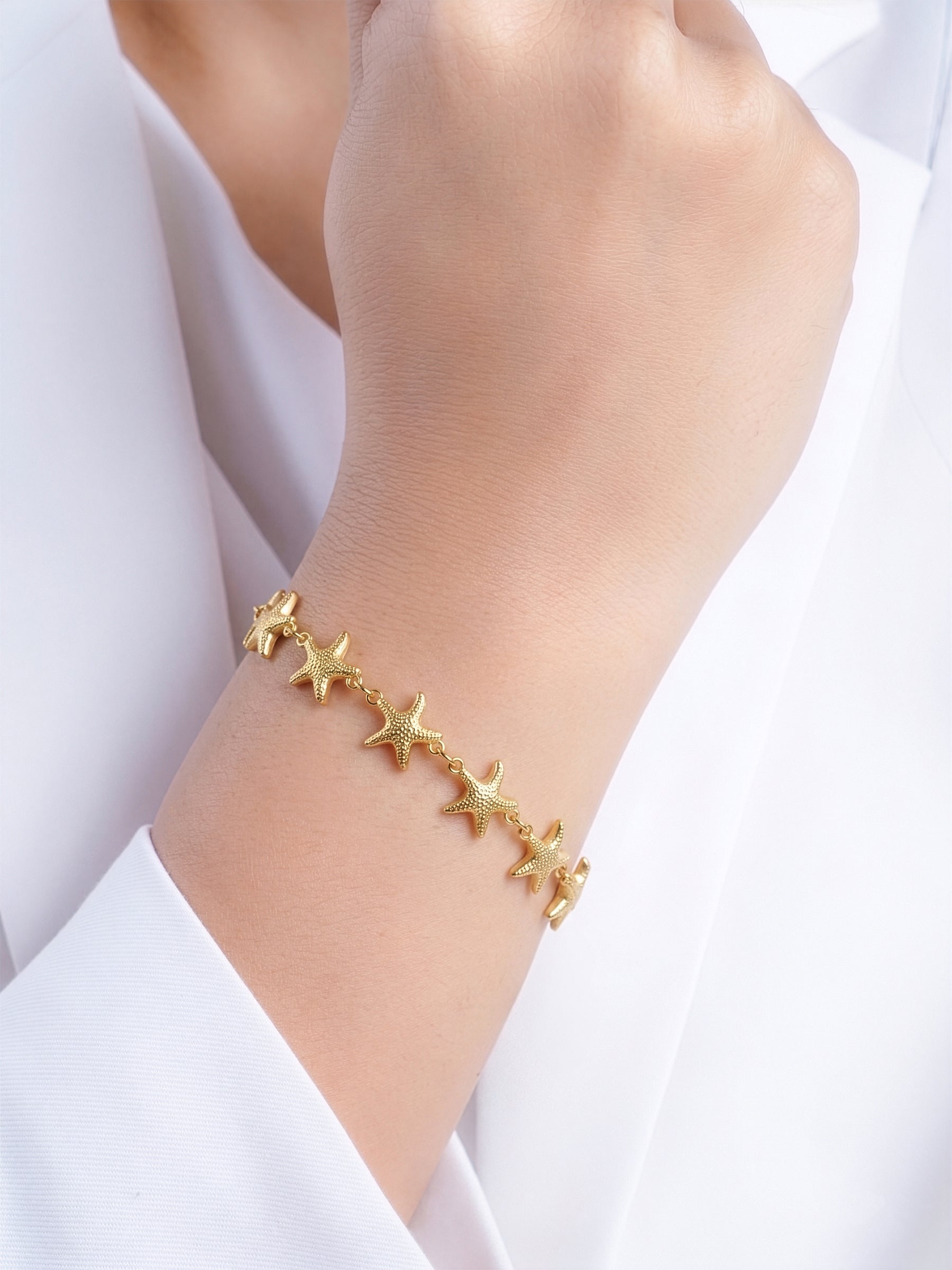 Elowen Starfish Charm Chain Bracelet