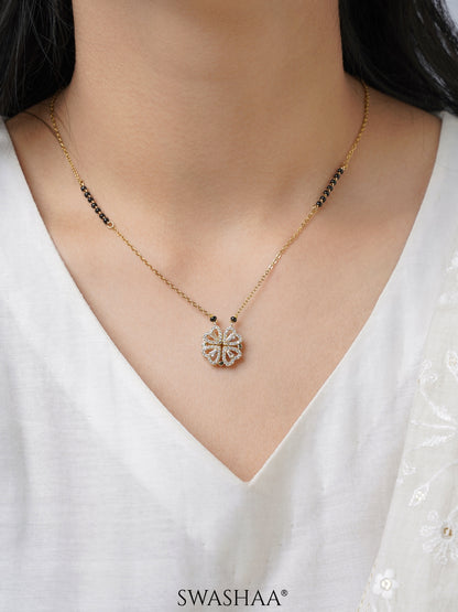 Gleaming Clover Mangalsutra