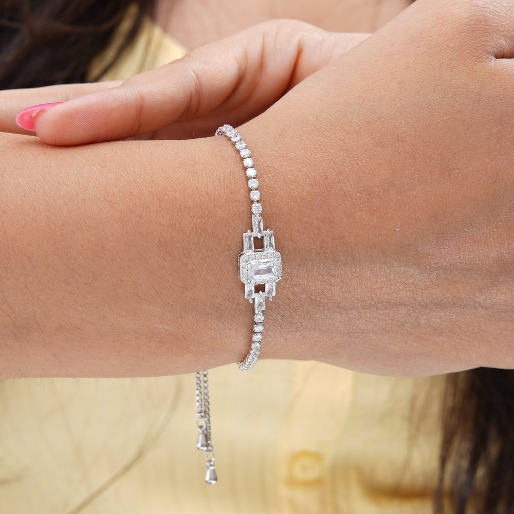 Esther Solitaire Bracelet Silver