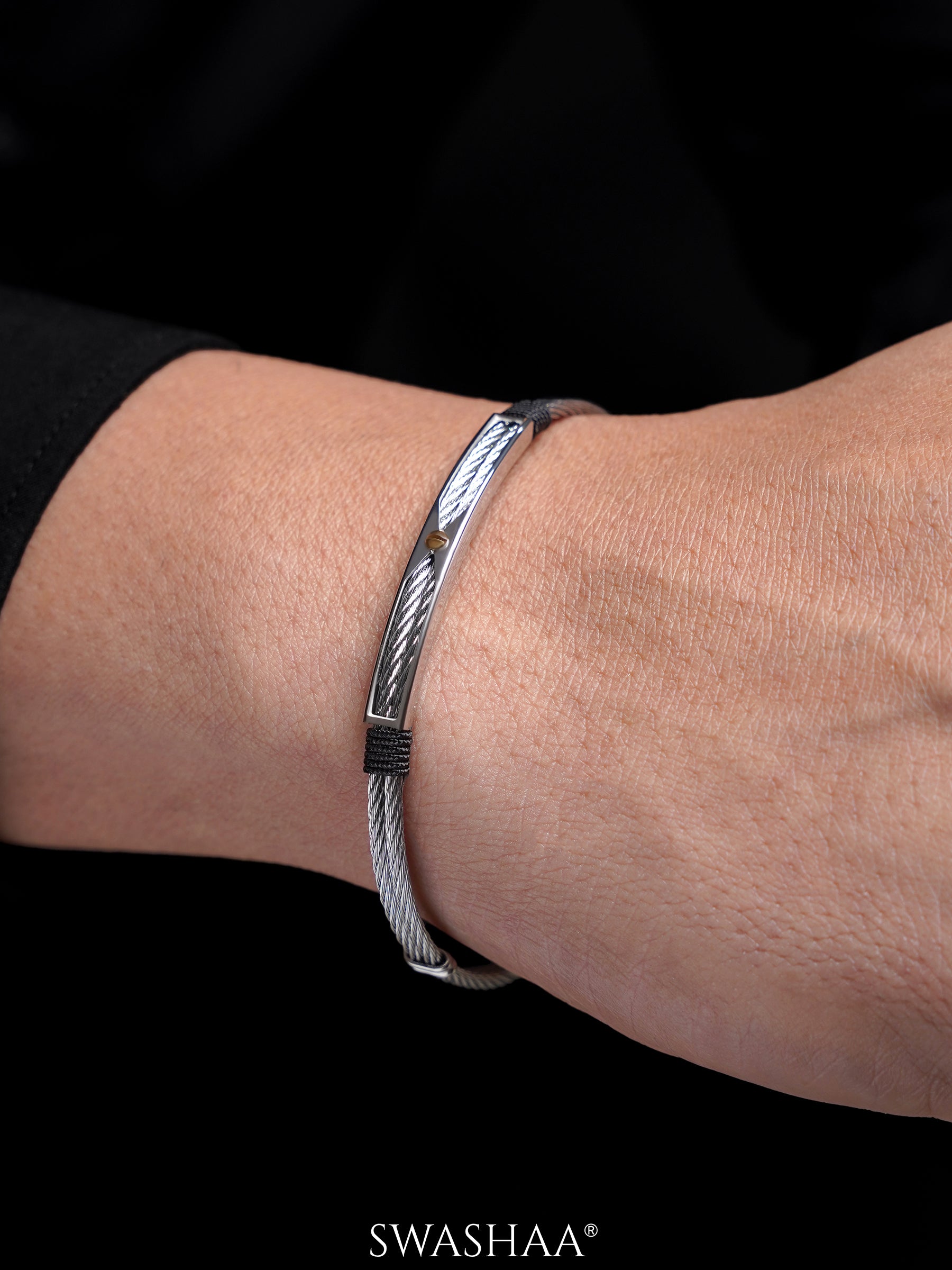 Kaelen Wired Men's Bracelet