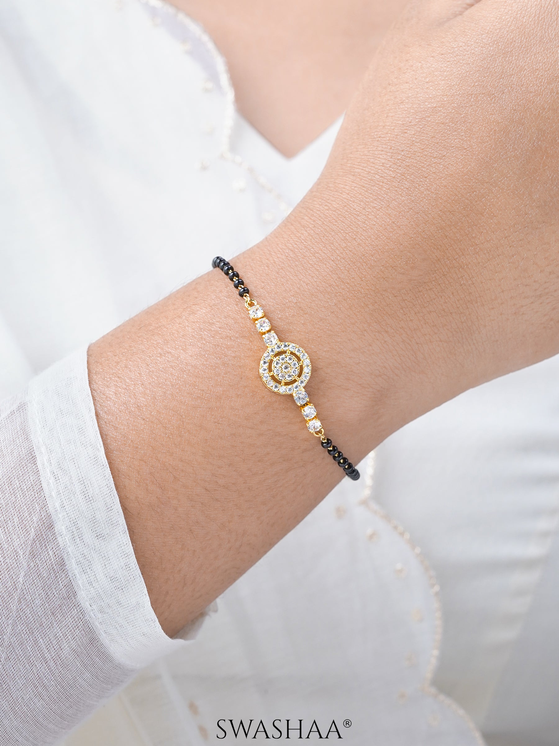 Kavira Circle Halo Diamond Mangalsutra Bracelet