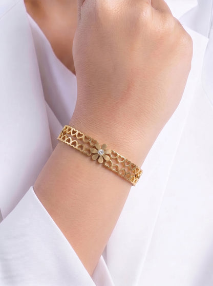 Linora 18K Gold Plated Small Wrist Band Bracelet