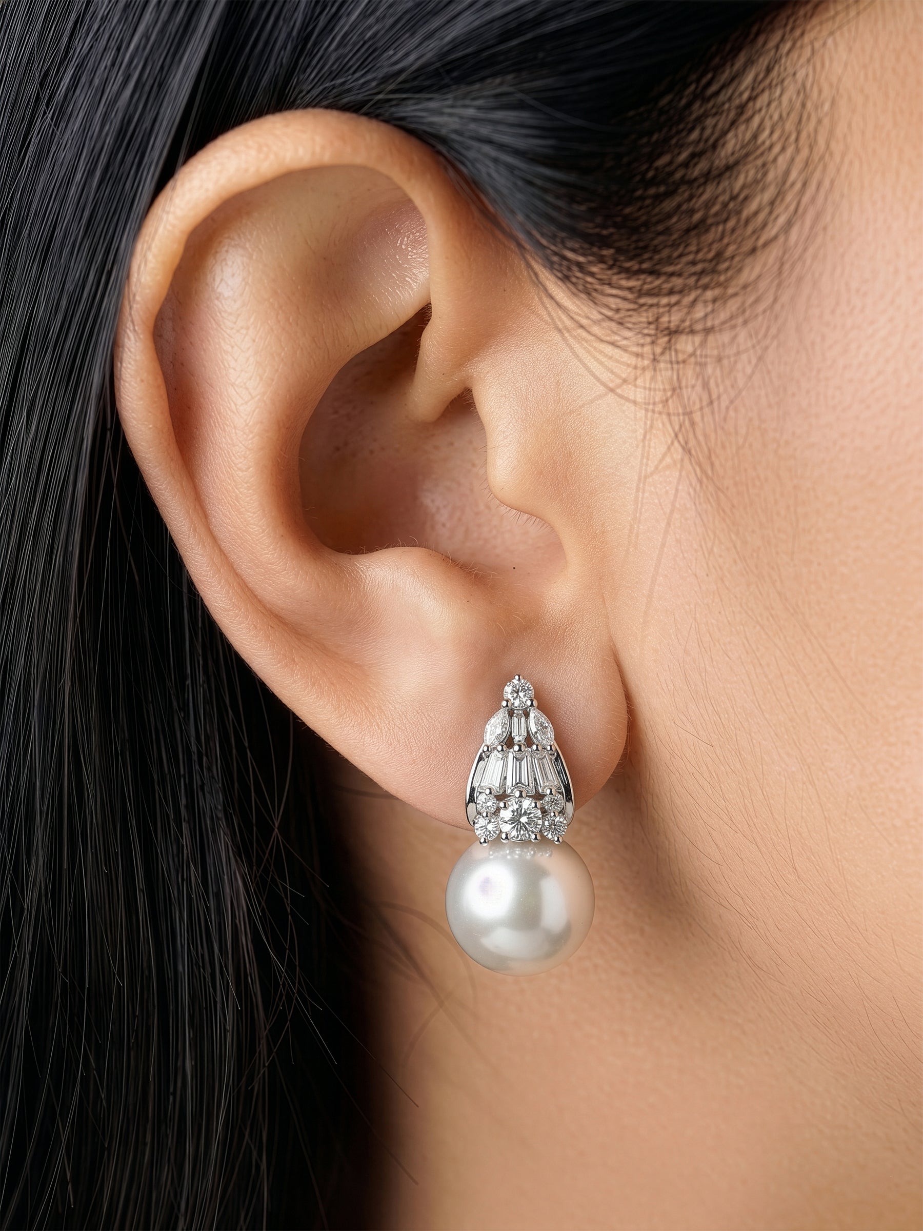 Molly Dome Pearl Earrings