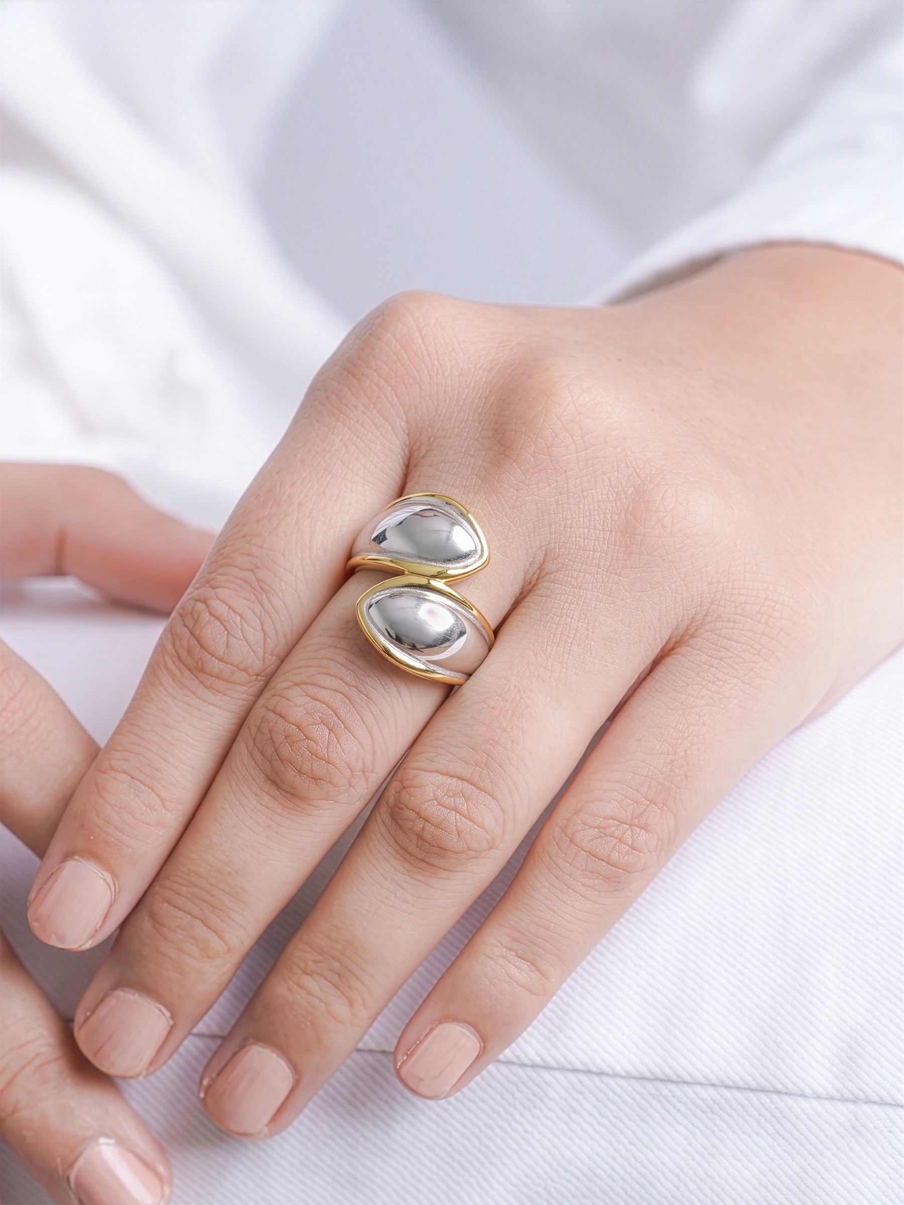 Naori Swirl Dual Tone Ring