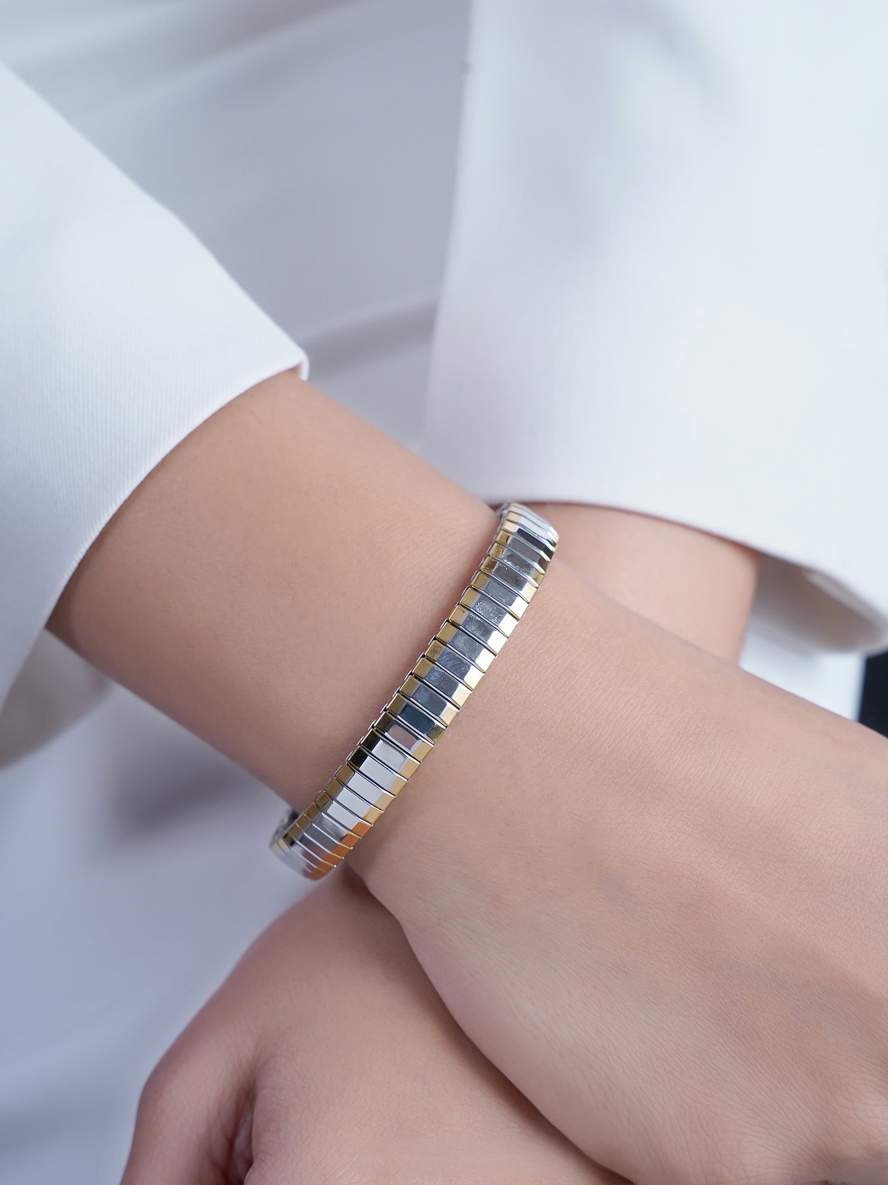 Nirahh Silver - 18K Gold Plated Women's Bracelet
