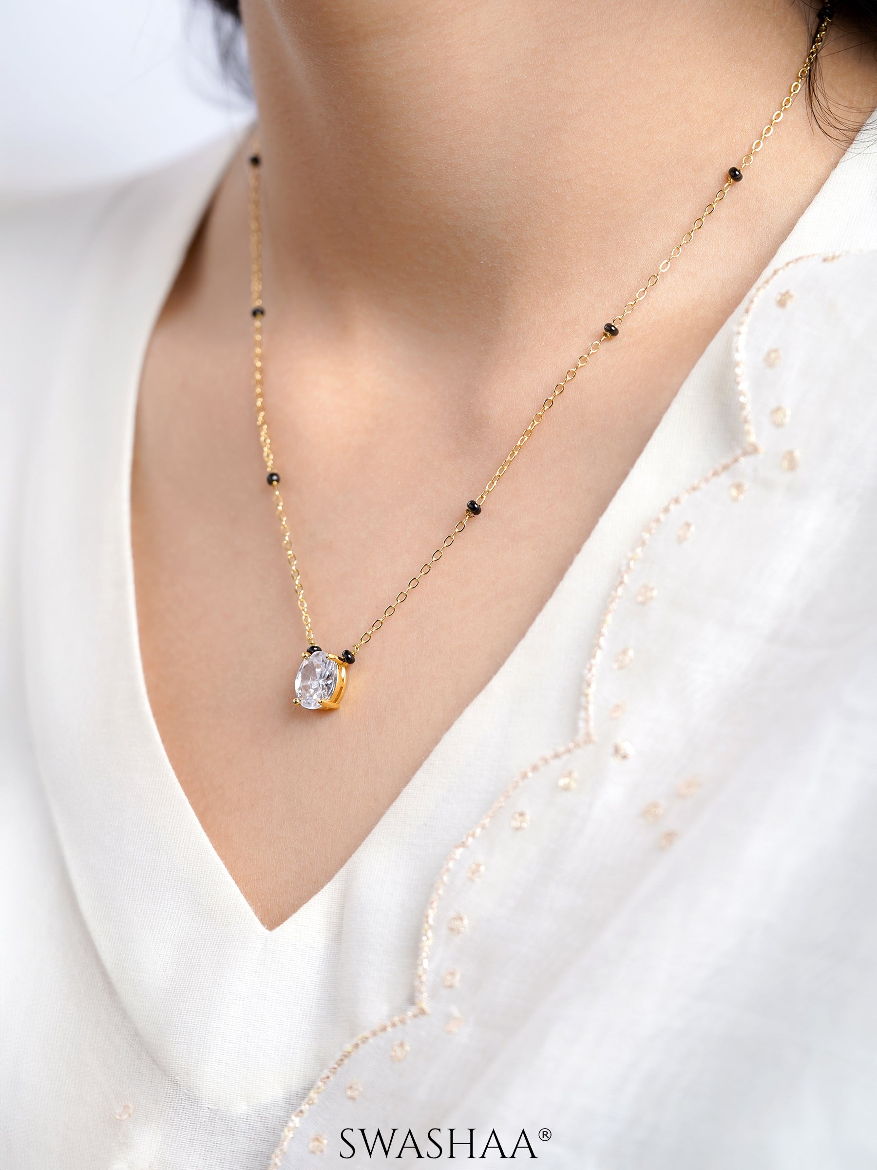 Nirvi Oval Solitaire Mangalsutra