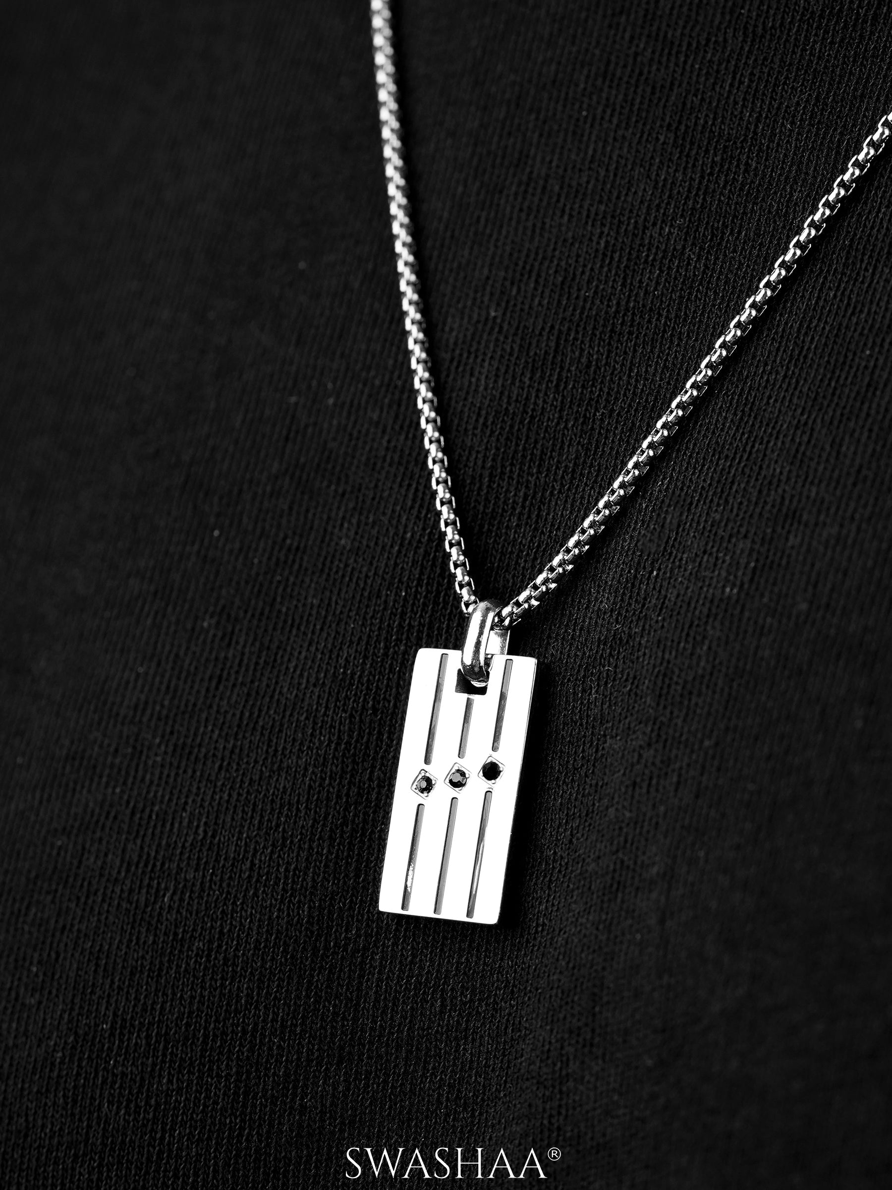 Niven Triplecore Men's Chain Pendant