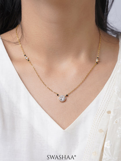 Nyra Solitaire Diamond Mangalsutra