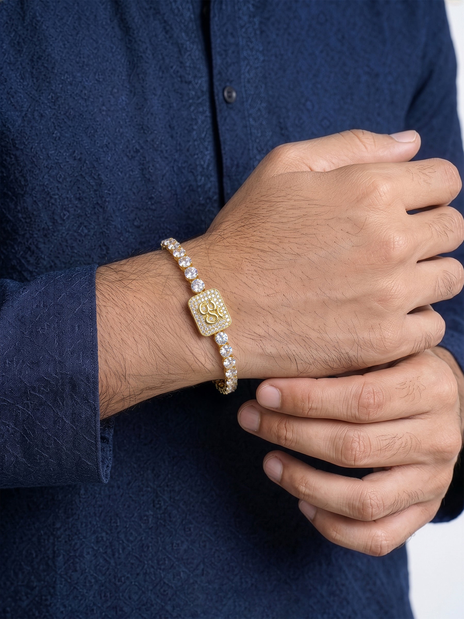 Omkar Diamond 18K Gold Plated Rakhi