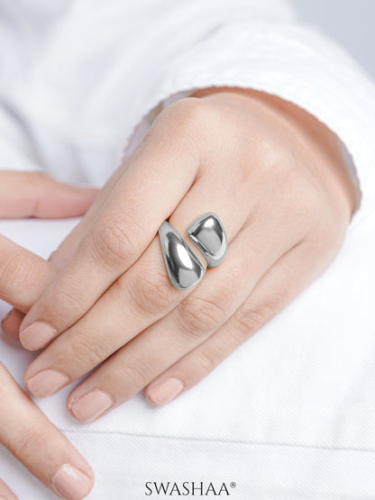 Siona Curve Ring