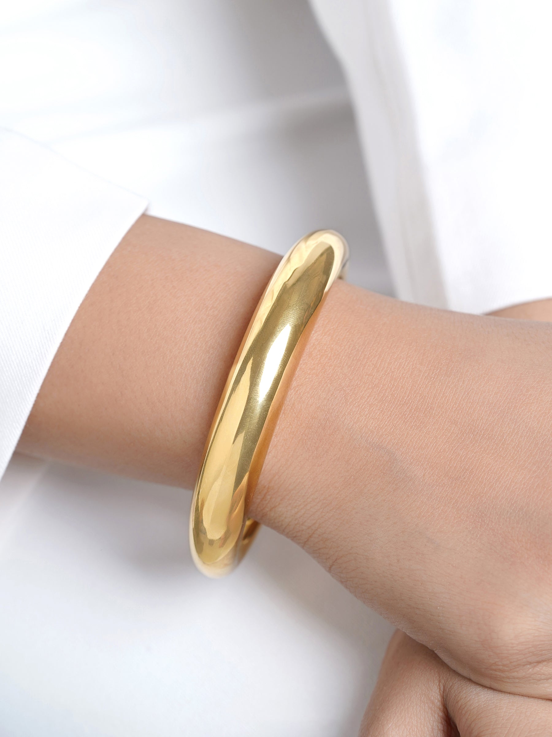 Solana Curve 18K Gold Plated Cuff Bracelet