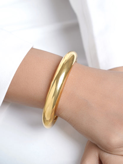 Solana Curve 18K Gold Plated Cuff Bracelet