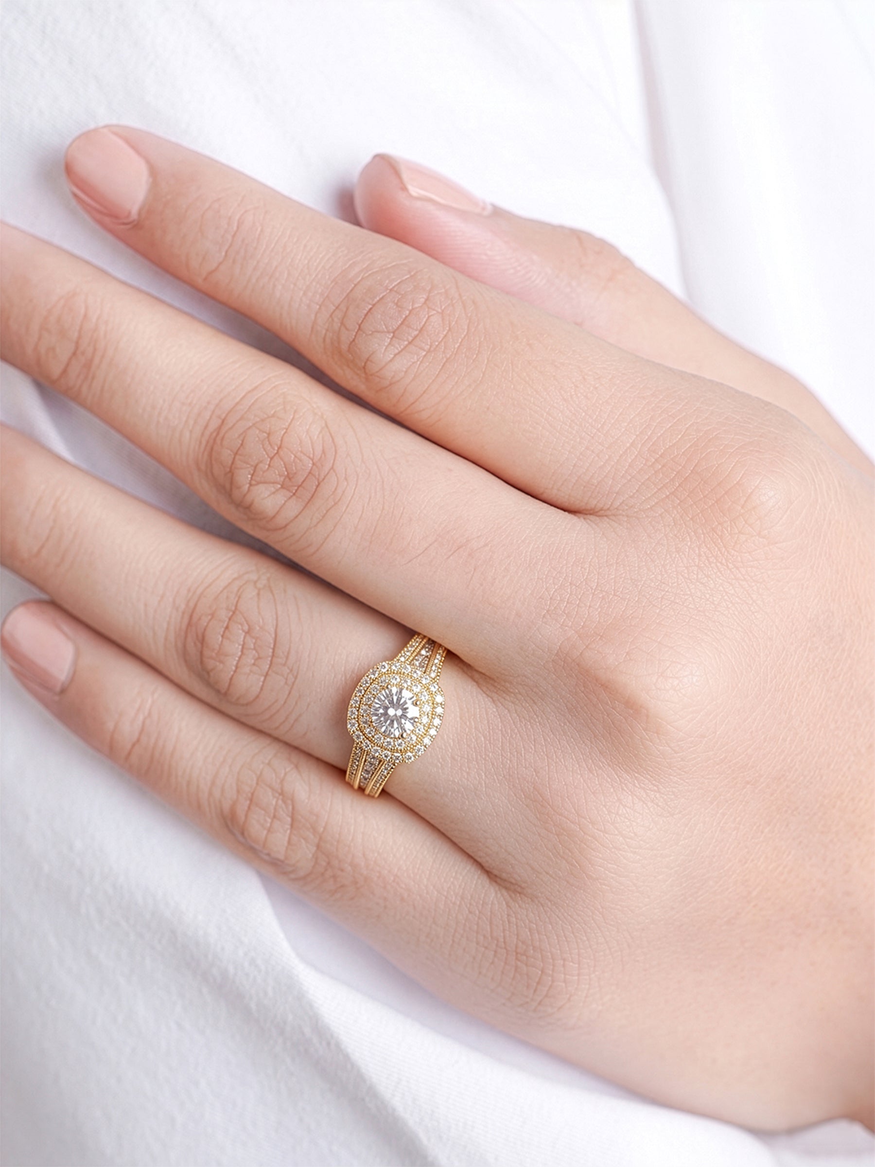Sorella Solitaire Halo 18K Gold Plated Women's Ring
