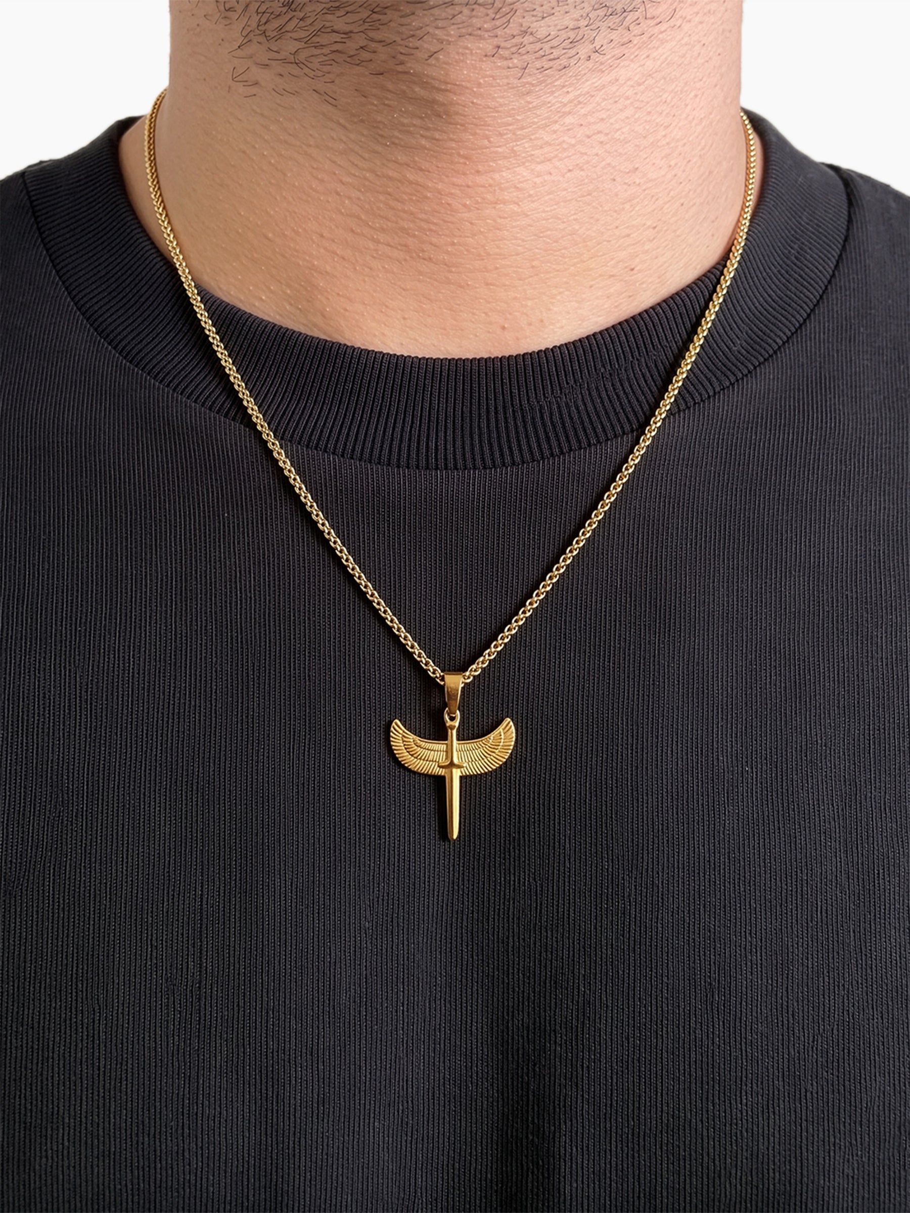 Vaelor Winged Sword 18K Gold Plated Men’s Chain Pendant